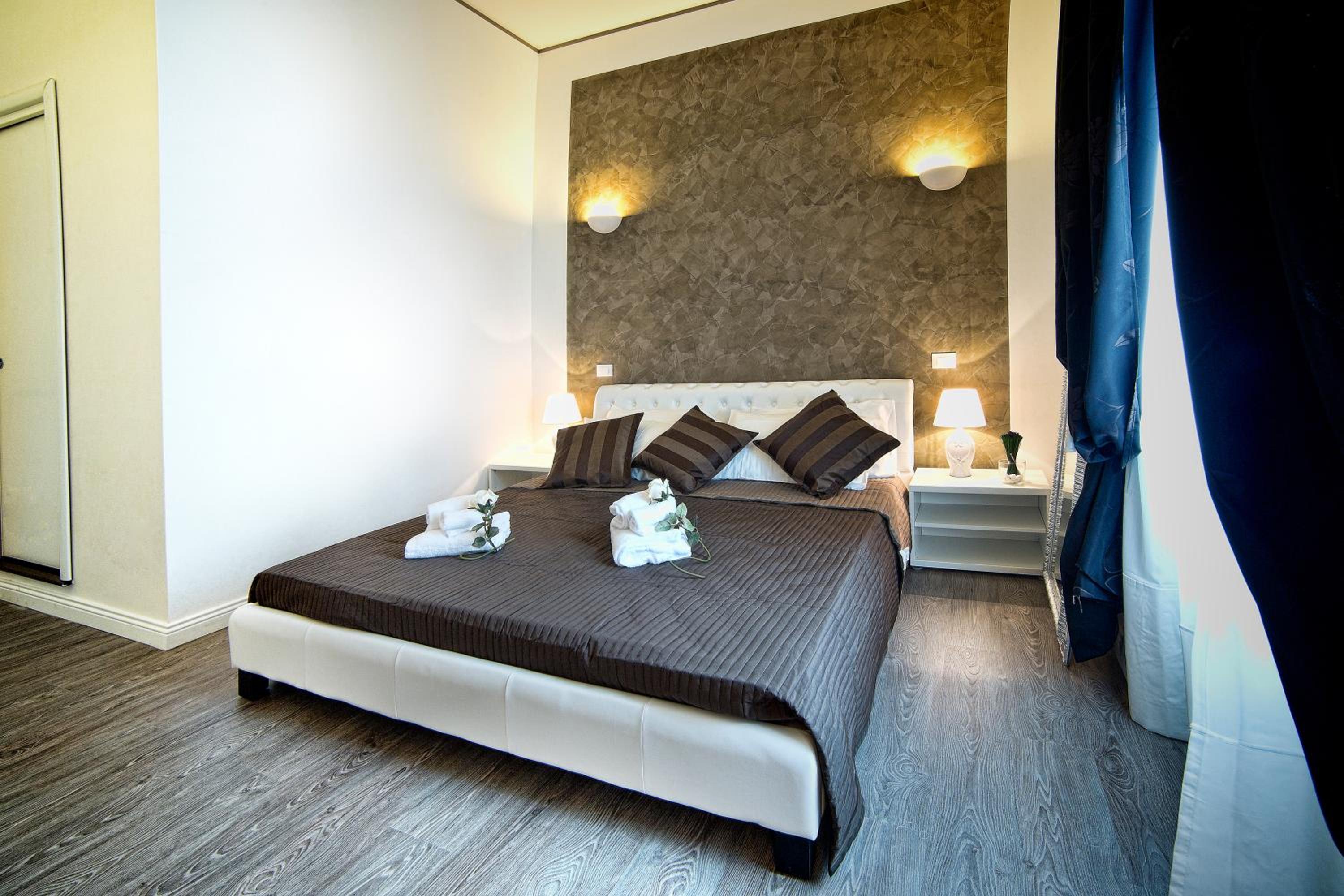 Junior Suite (2 Adults) photo 2