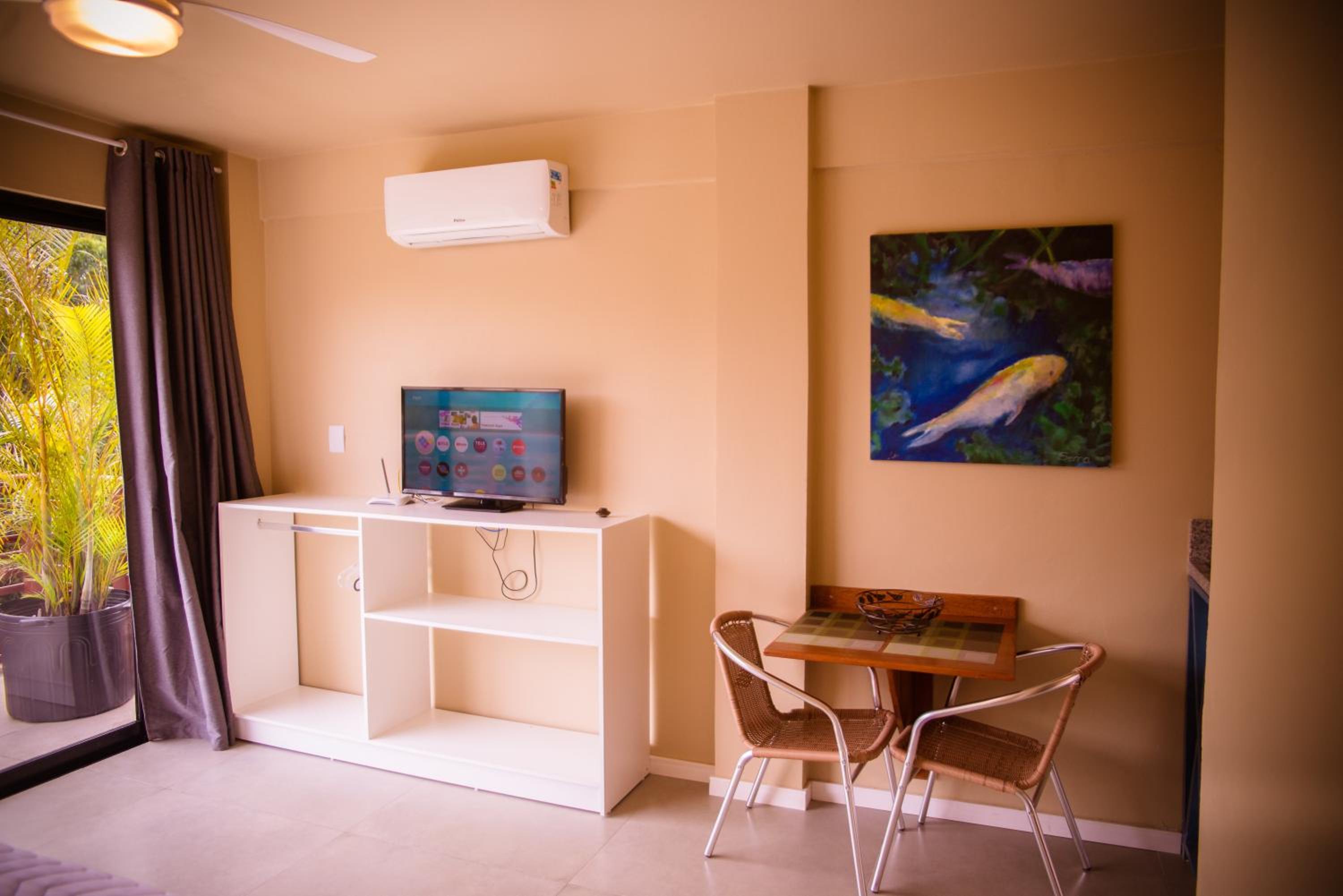 Queen Suite photo 1