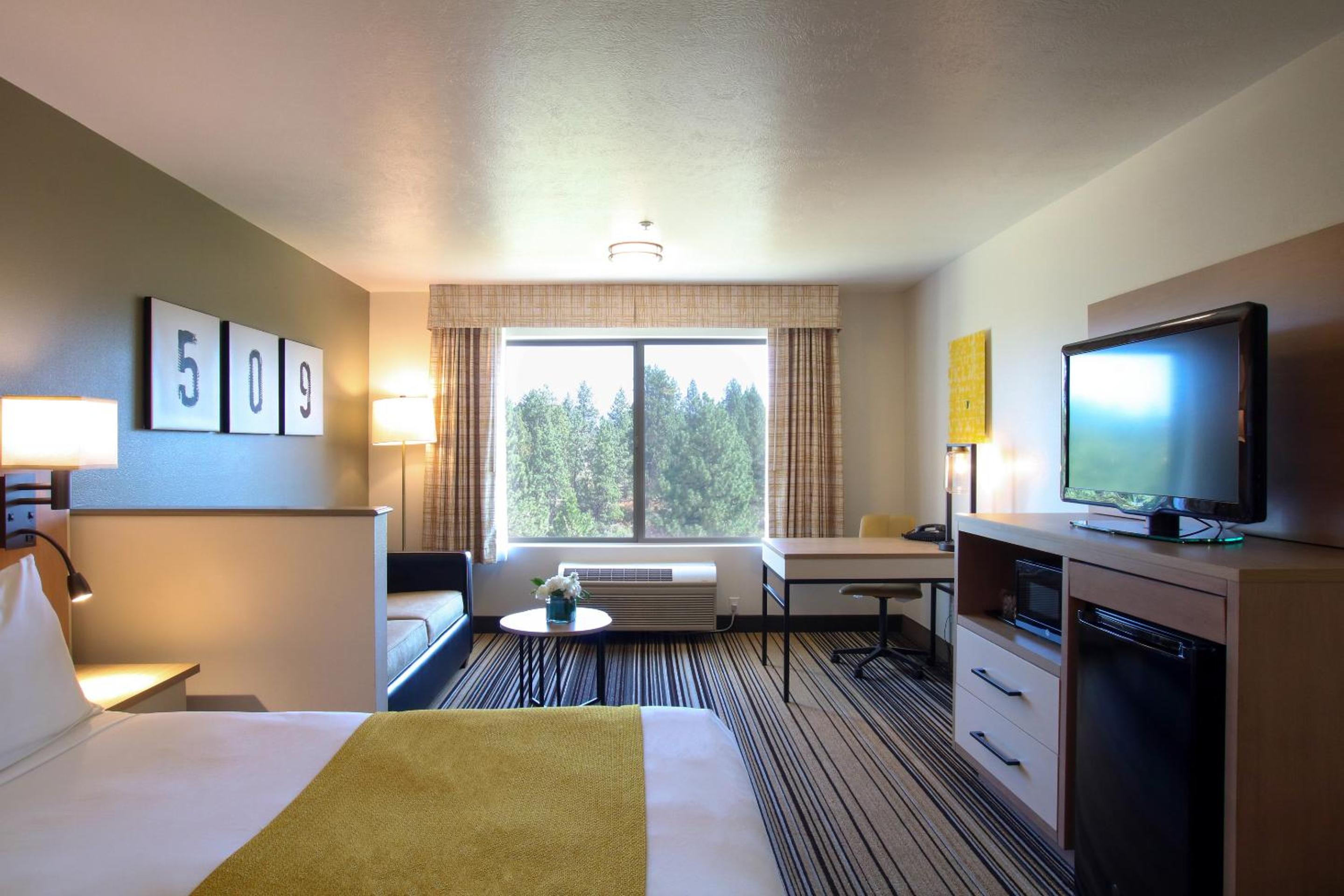 River Side King Suite Sleeper Sofa