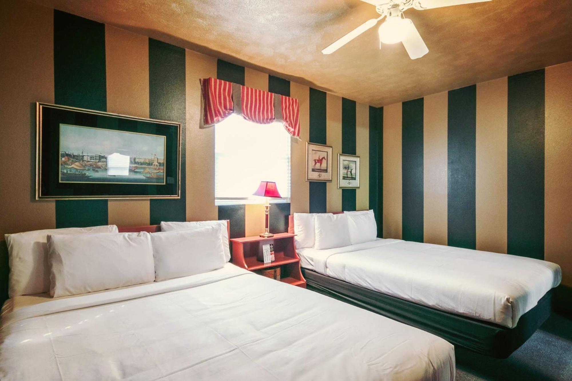 Queen Suite photo 1