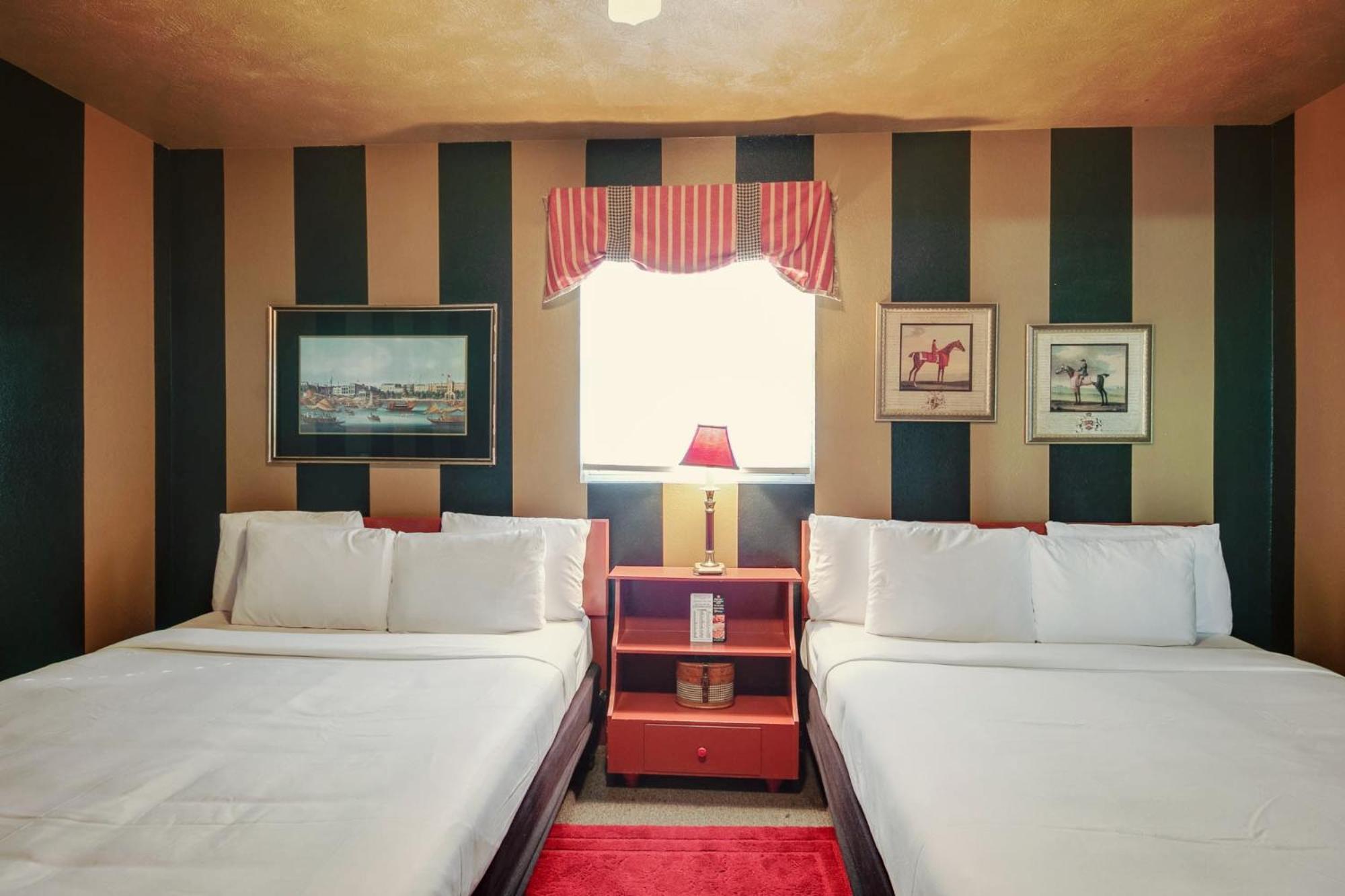 Queen Suite photo 3