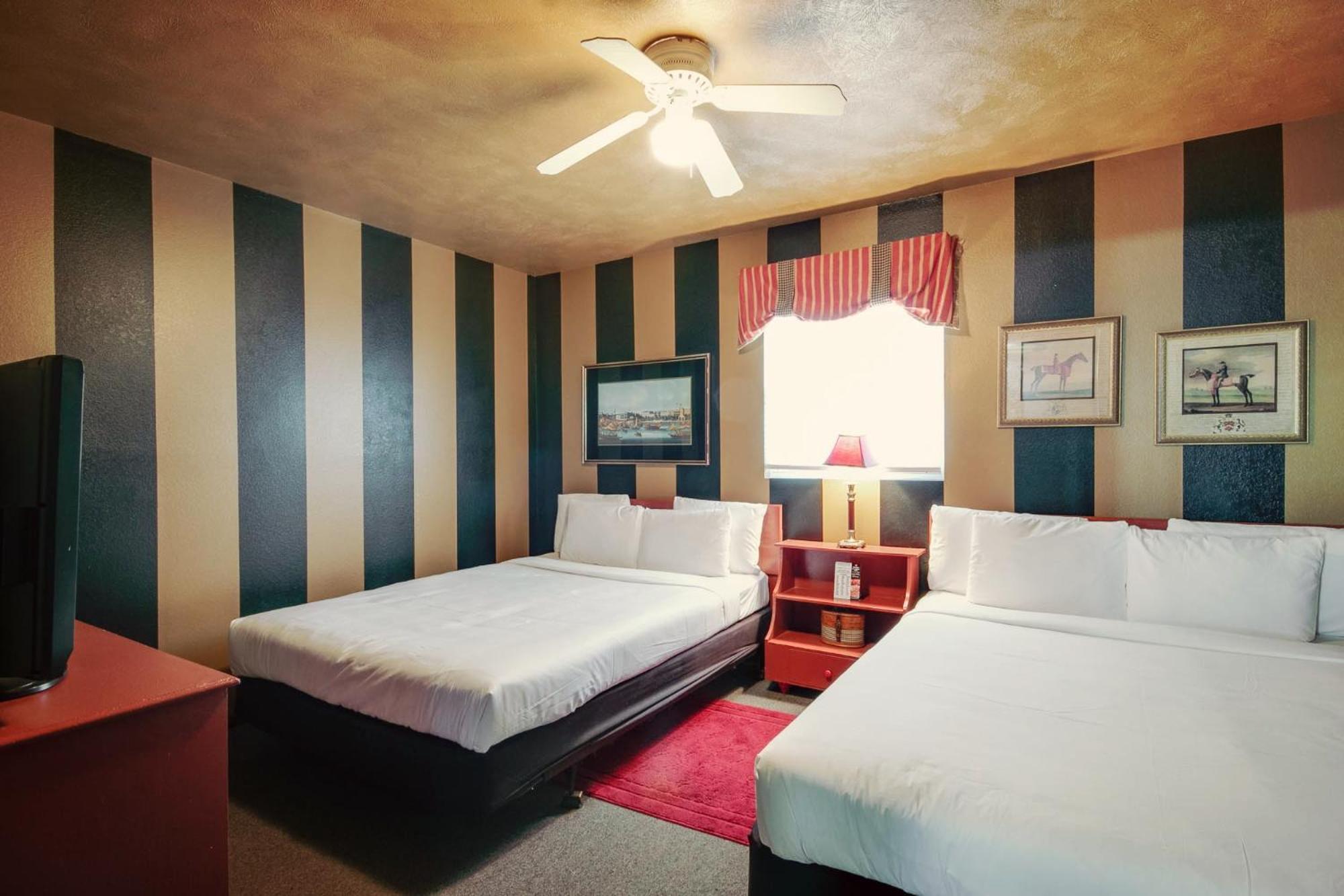 Queen Suite photo 2