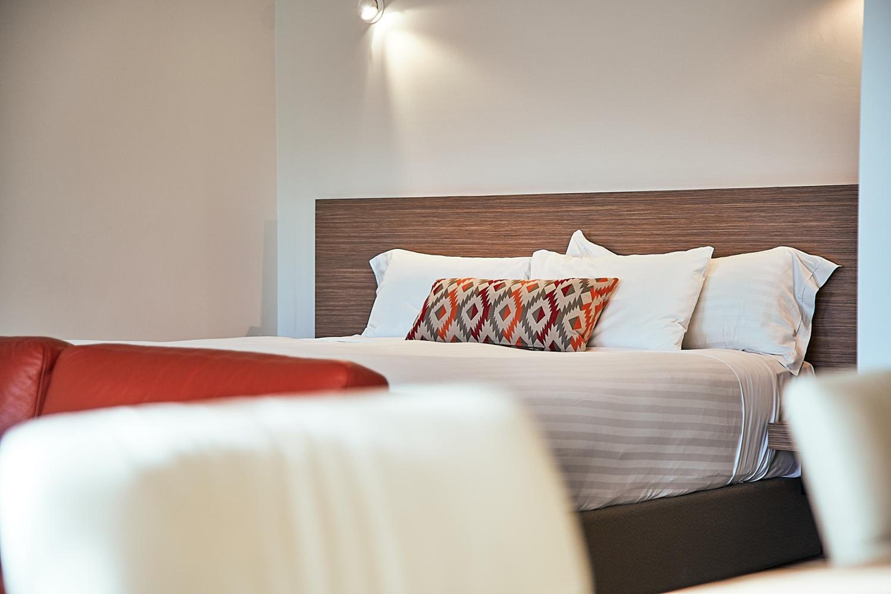 King Suite - Photo 7