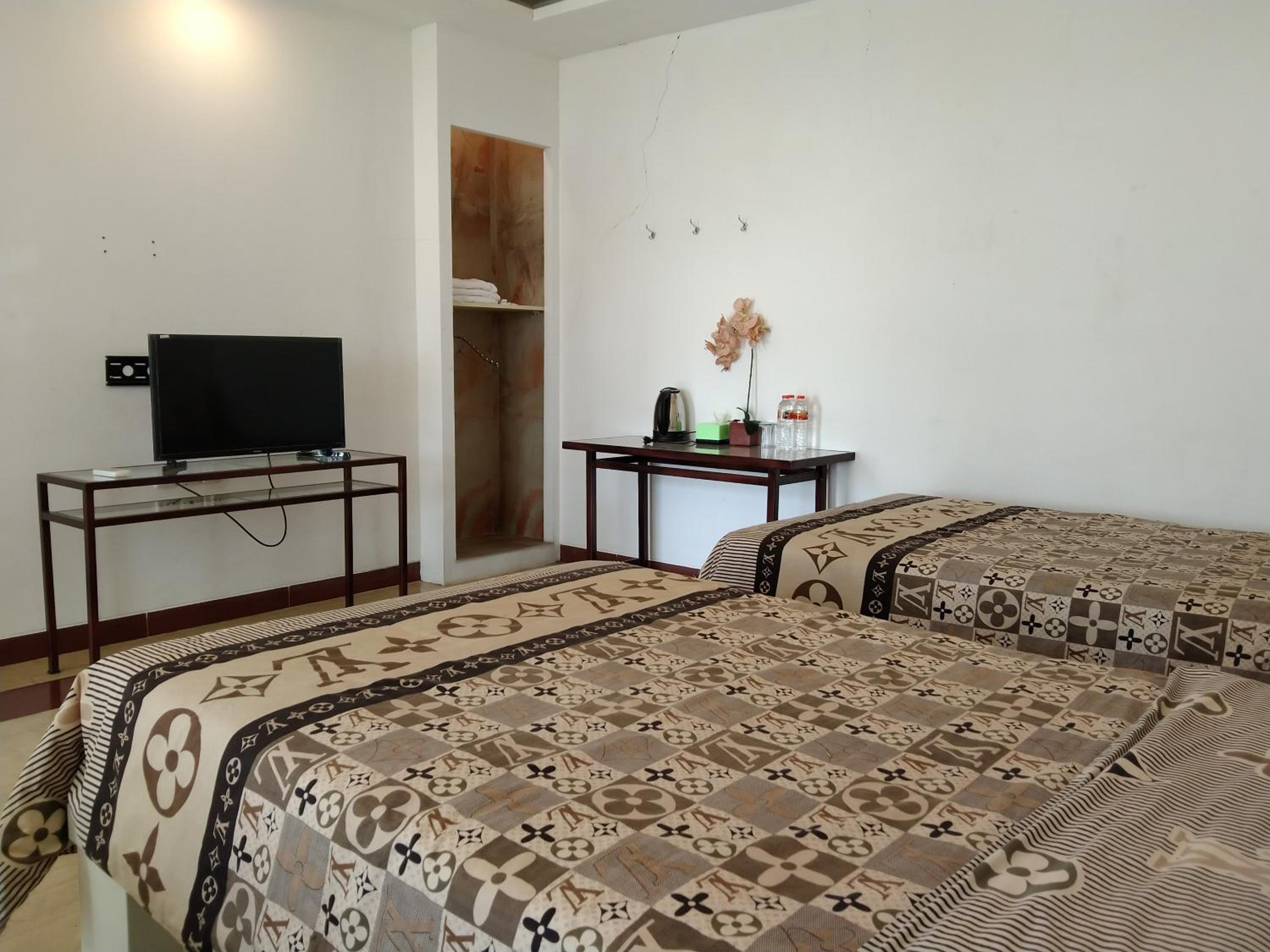 Triple Room with Garden View - Photo 1