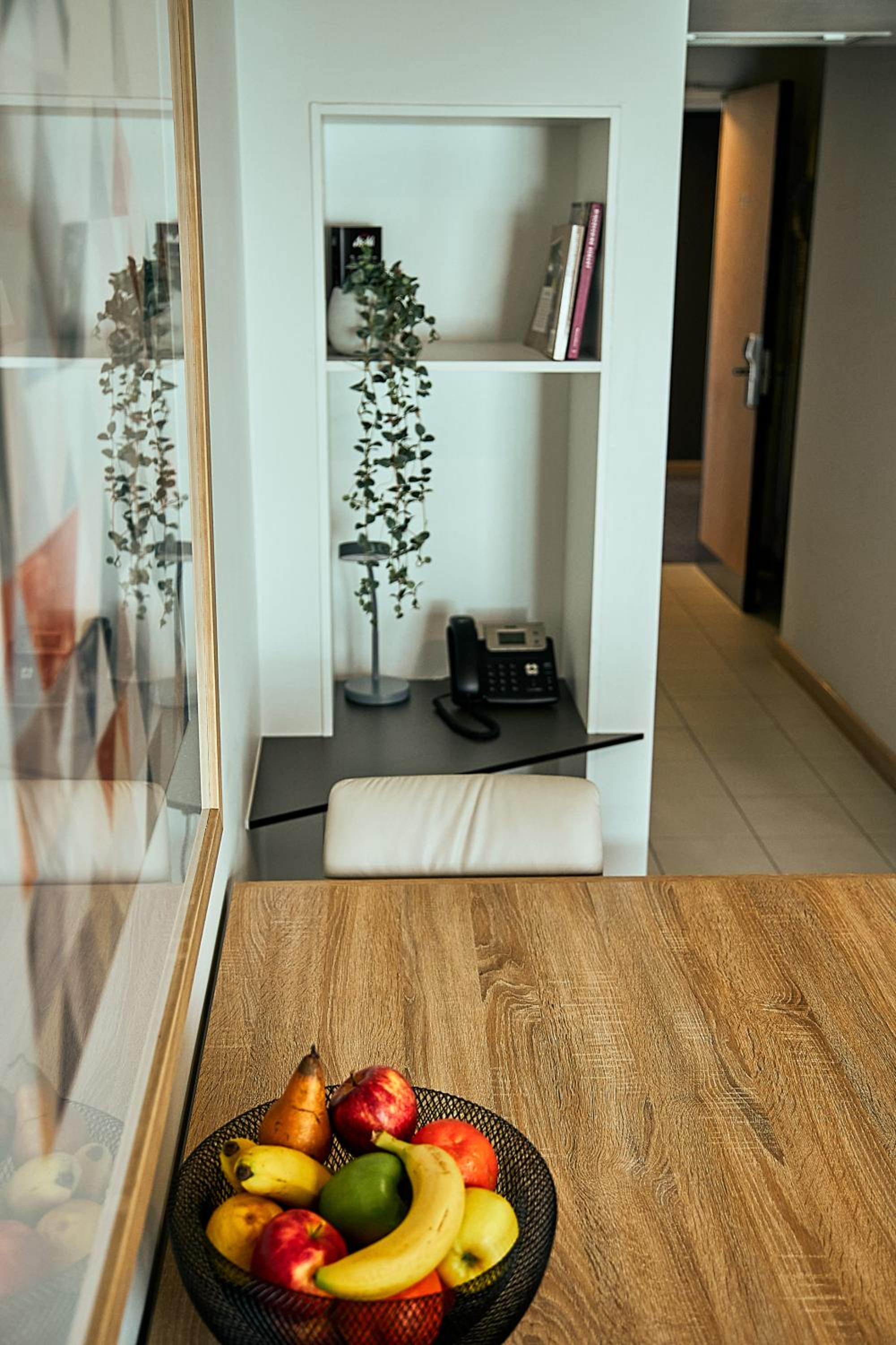 King Suite - Photo 2