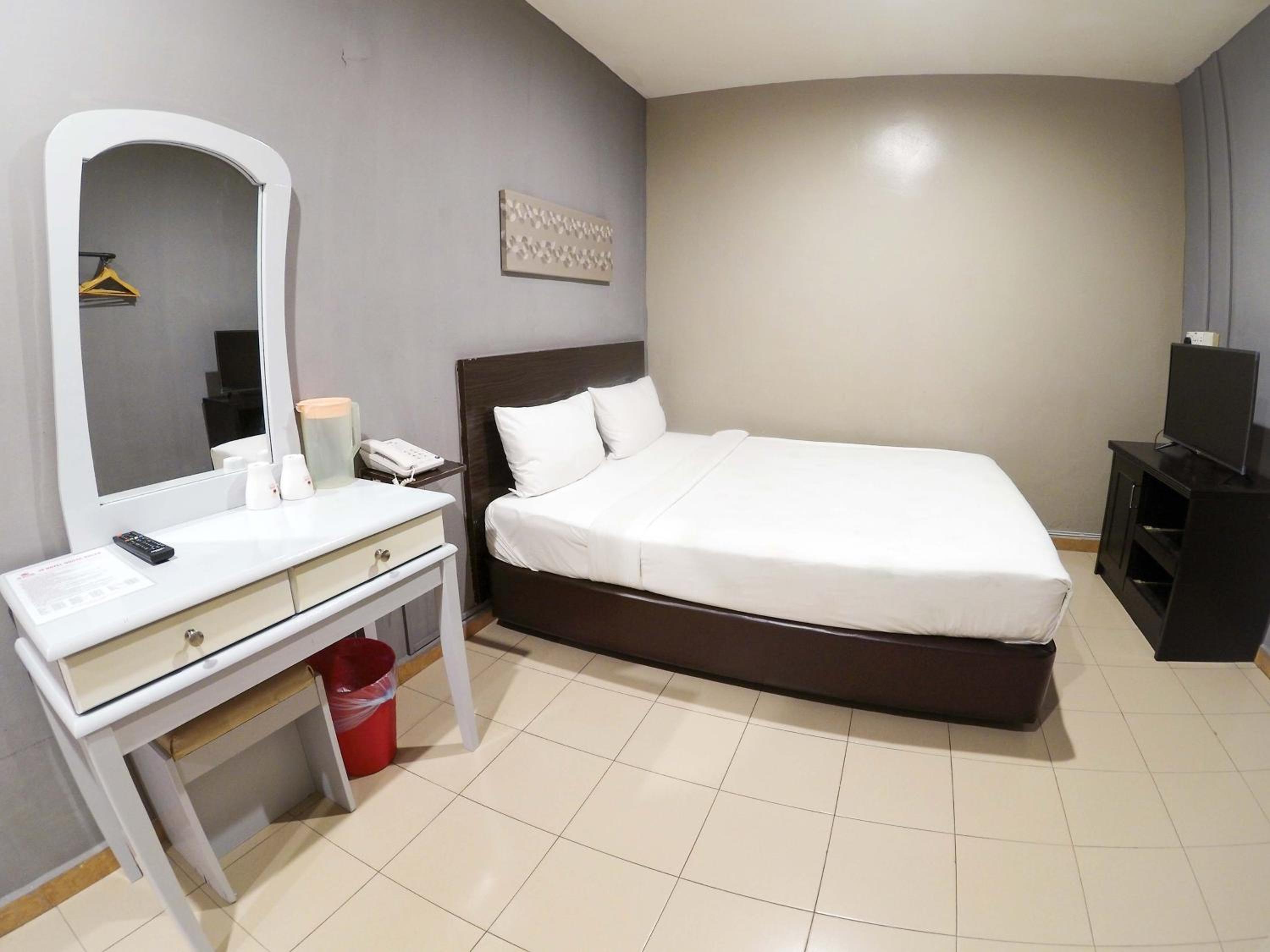 Standard Room with No Window