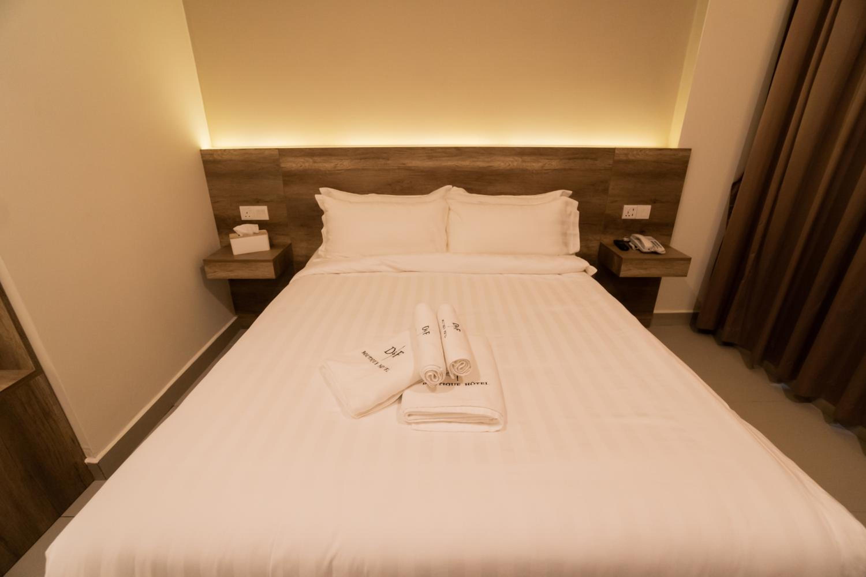 Standard Queen Room - Photo 2