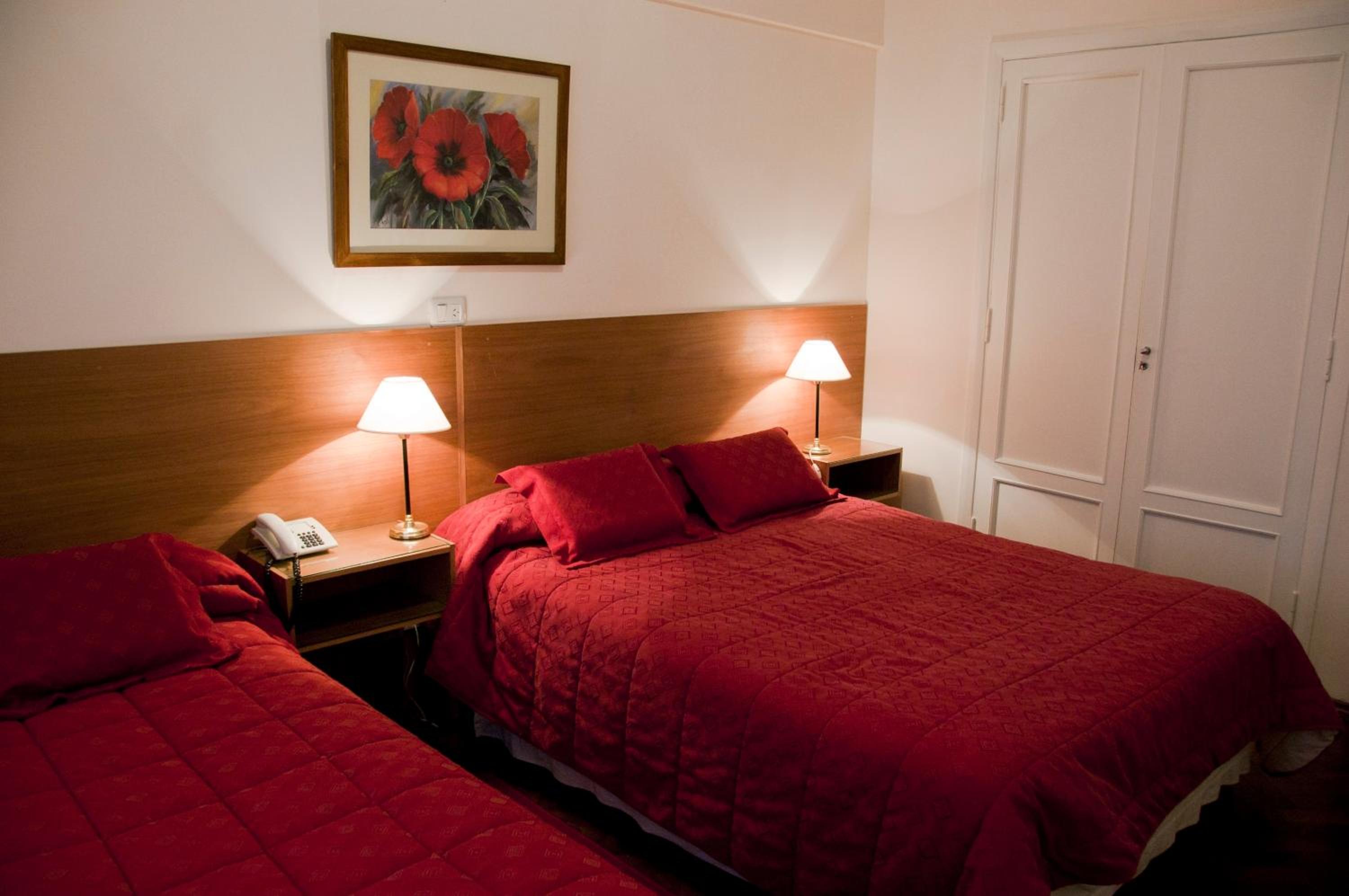 Classic Triple Room photo 3