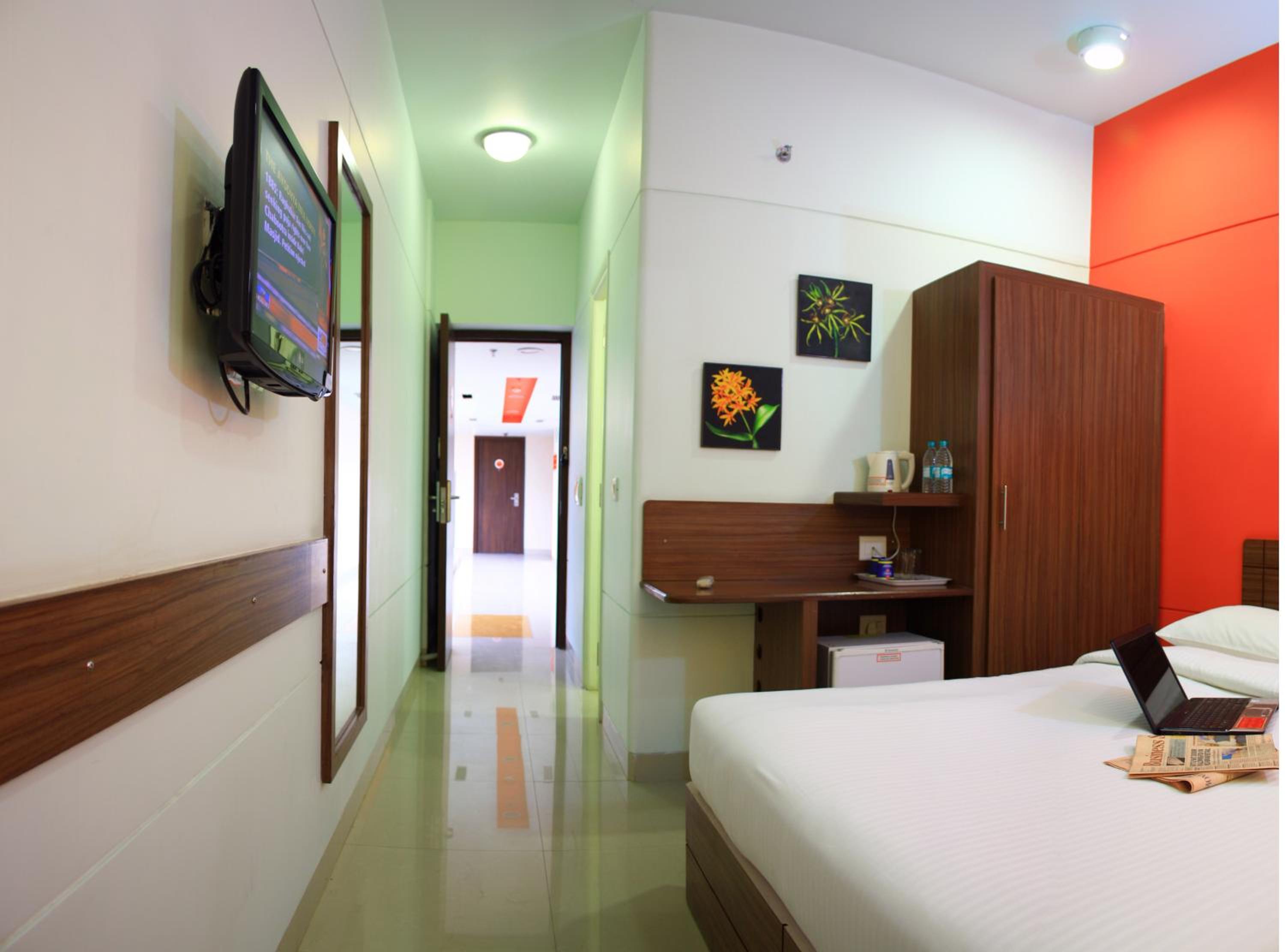 Queen Room - Photo 6
