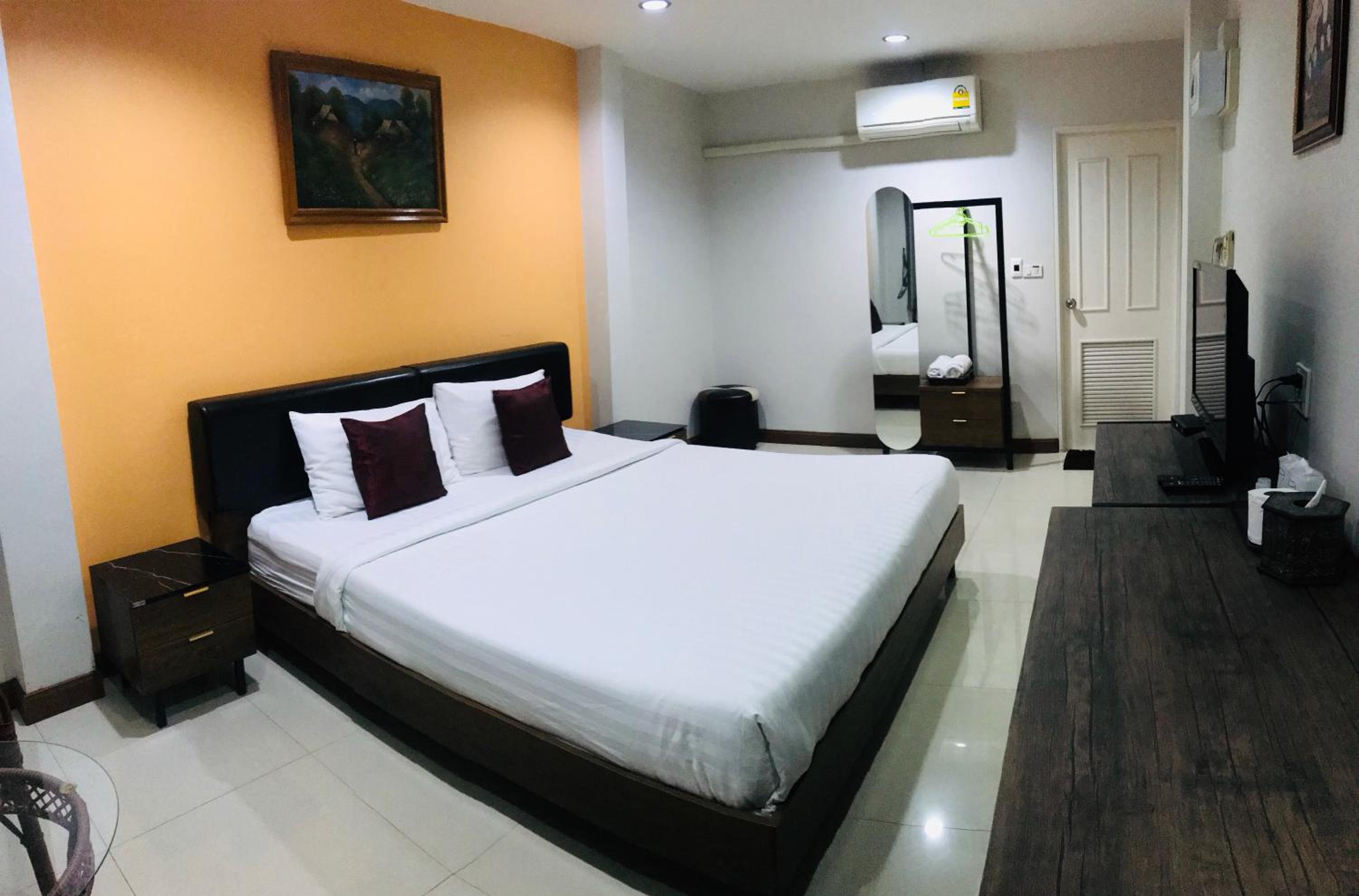 Standard Double Room - Photo 1