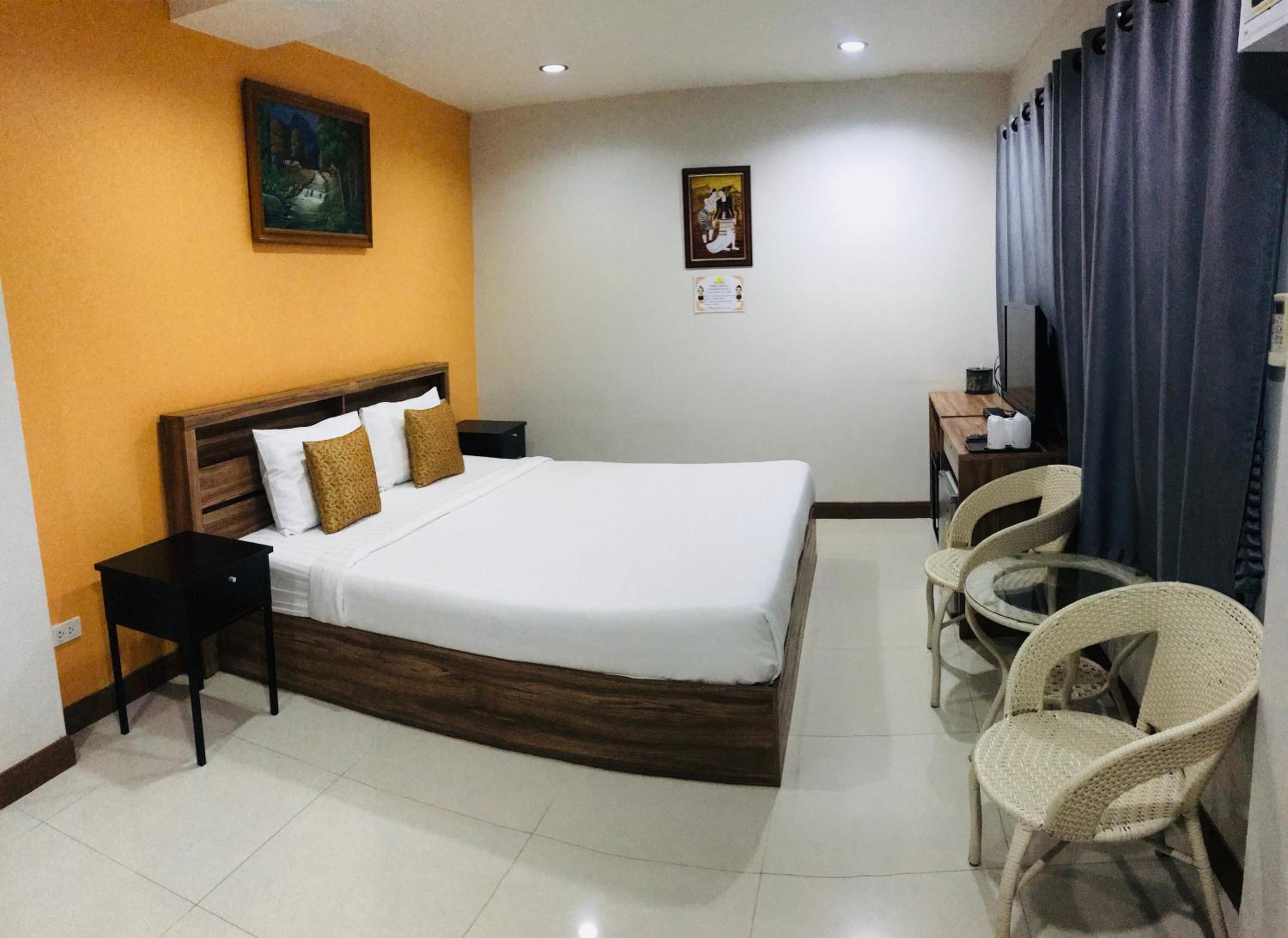 Standard Double Room - Photo 3