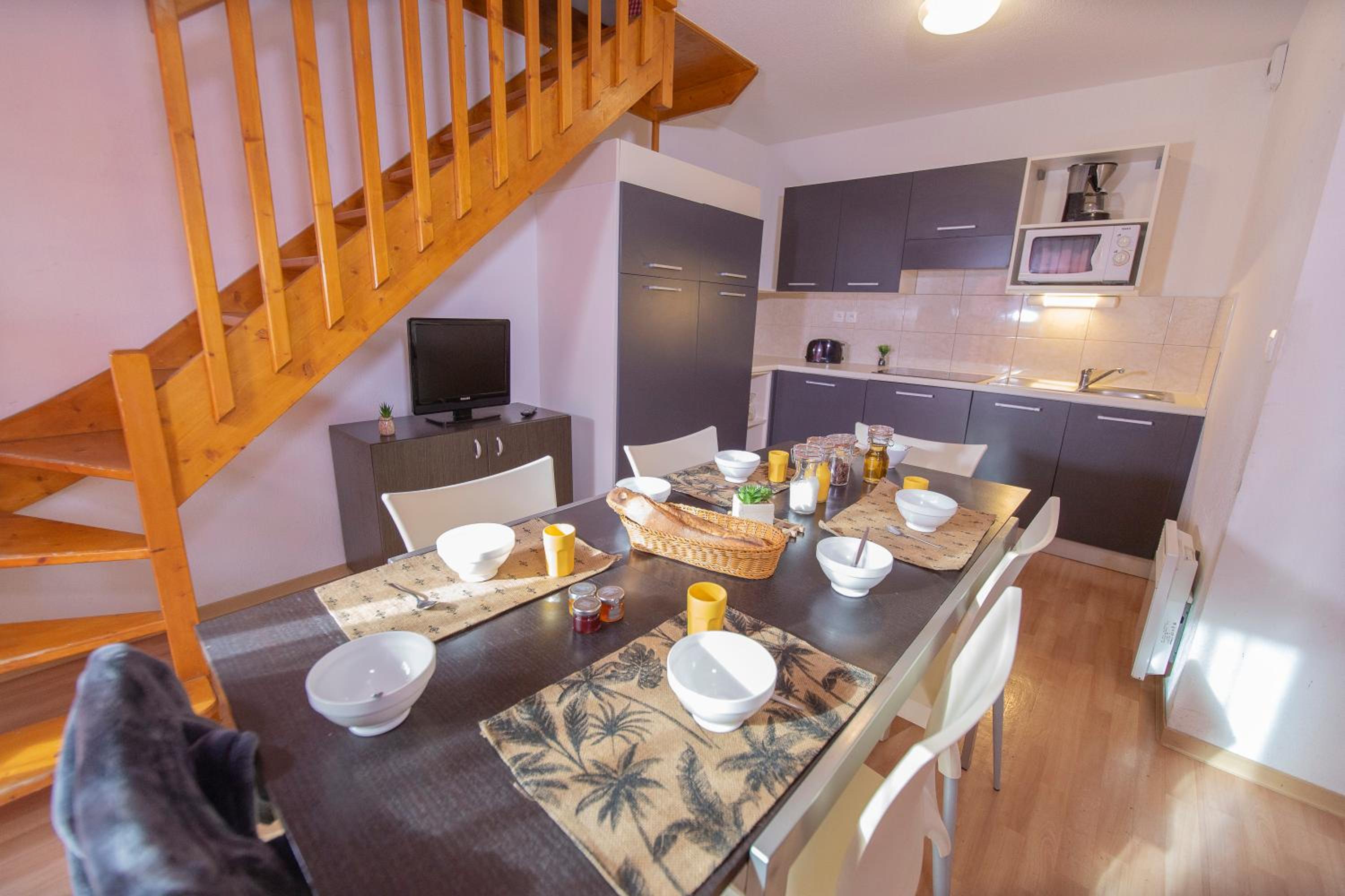 Duplex Apartment (8 Adults) with Ski Slopes View photo 3