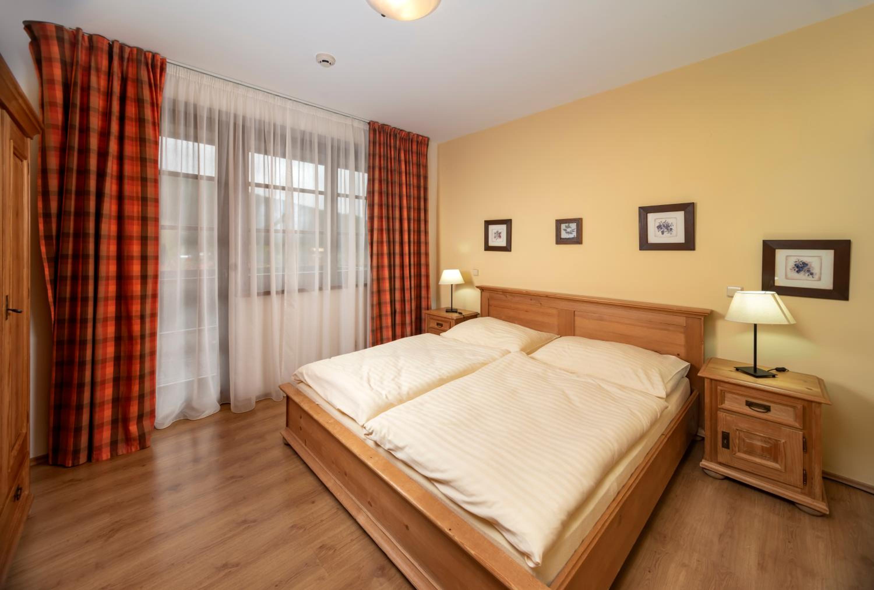 Suite with Mountain View photo 3