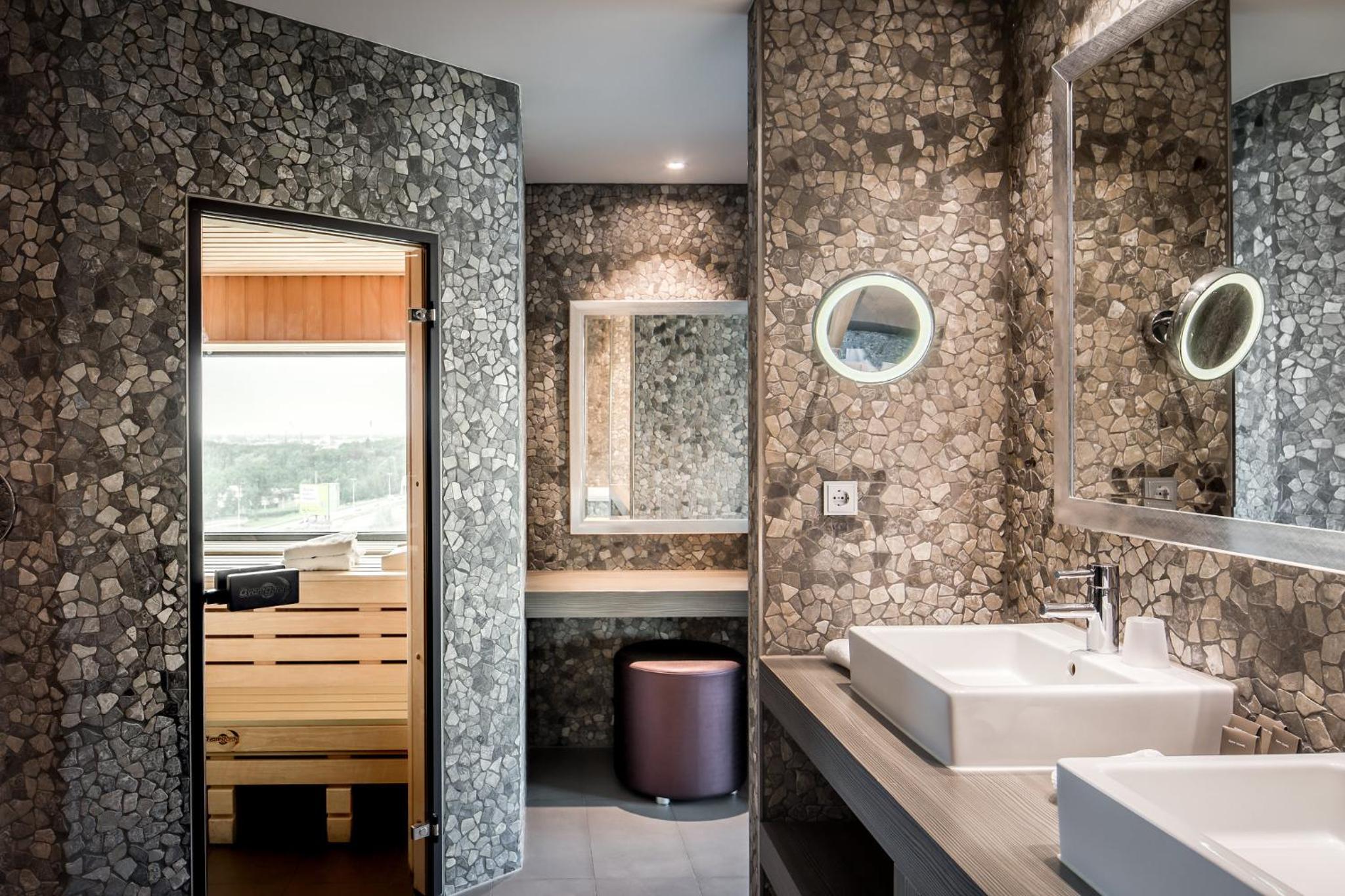 Wellness Suite - Photo 2
