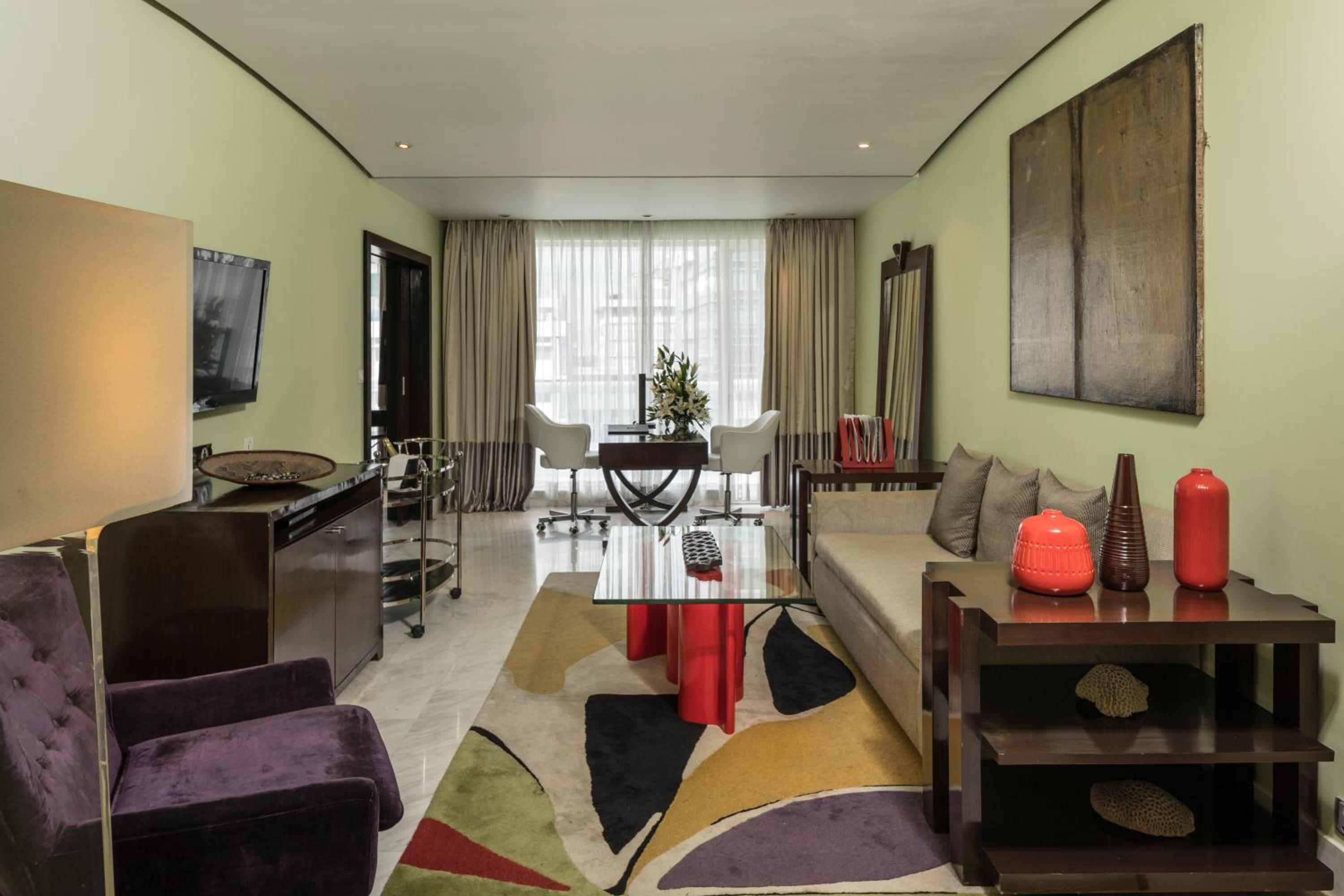 Premier Suite with 10% discount on Airport Transfers and Spa service - Photo 3