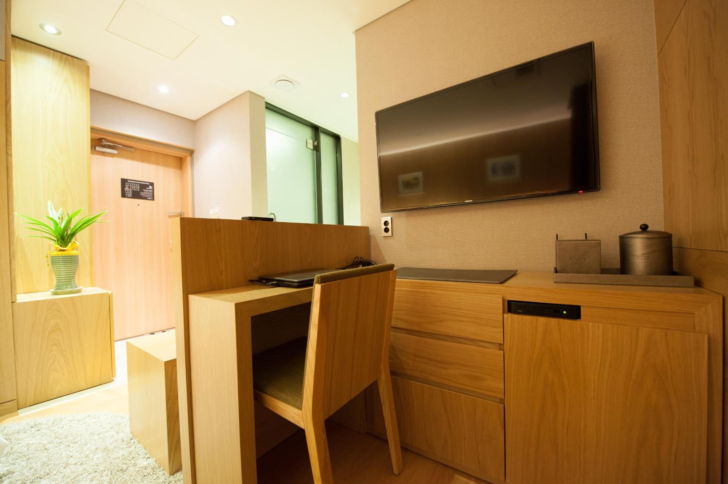 Standard Twin Room photo 3