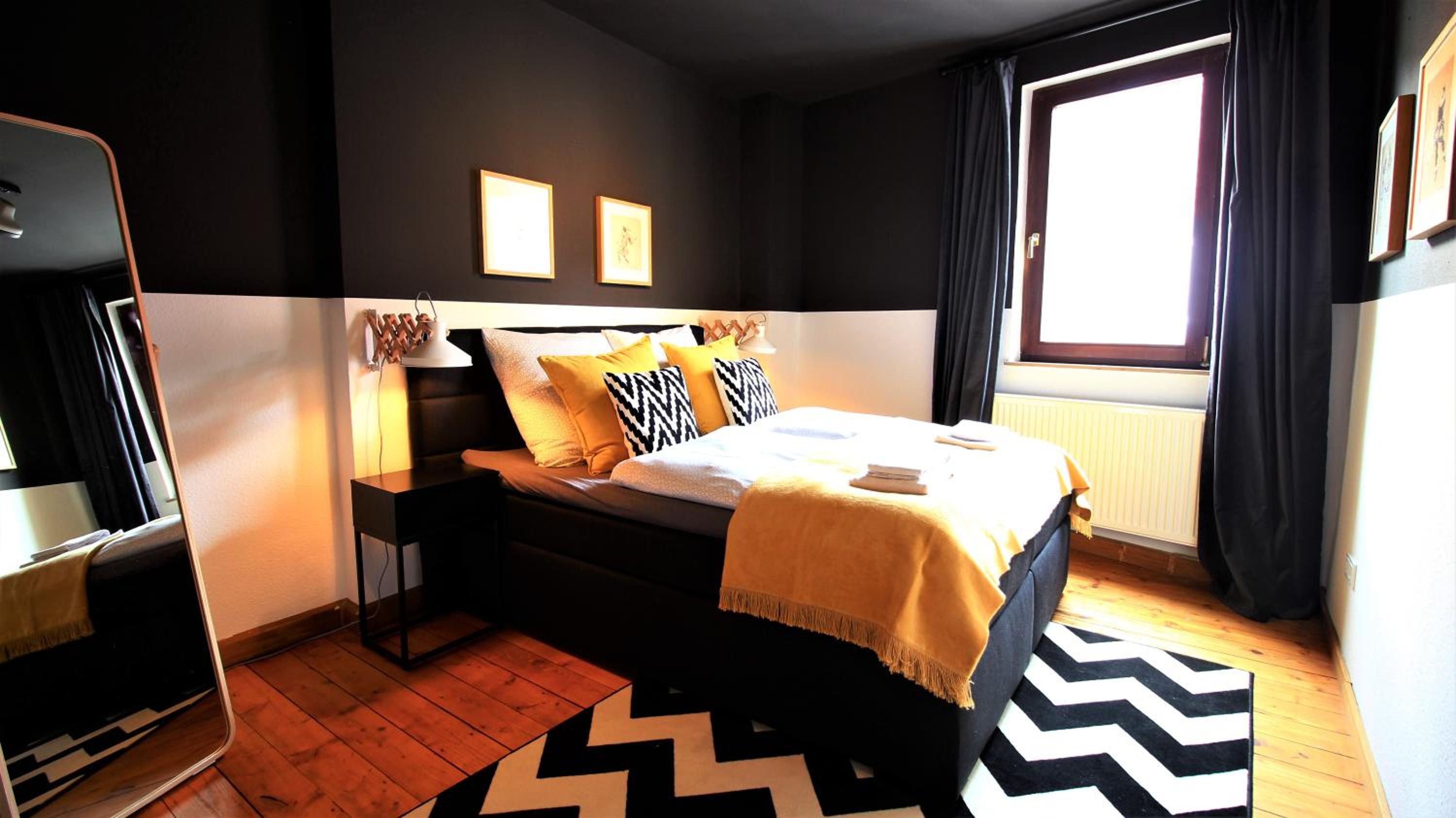 Deluxe Double Room with Shared Bathroom and Kitchen photo 3