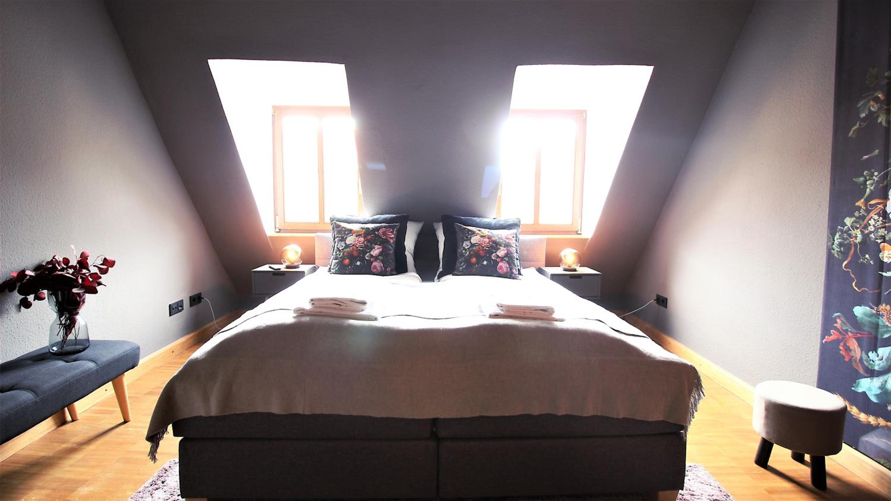 Deluxe Double or Twin Room with Shared Bathroom and kitchen photo 2
