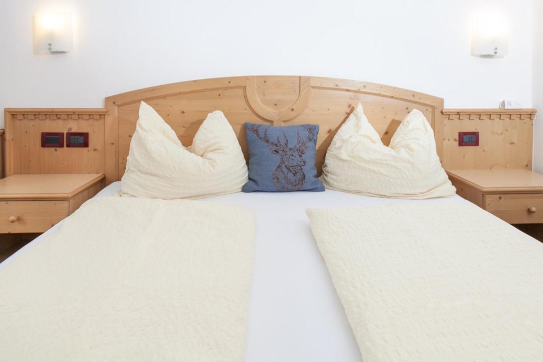 Double or Twin Room photo 3