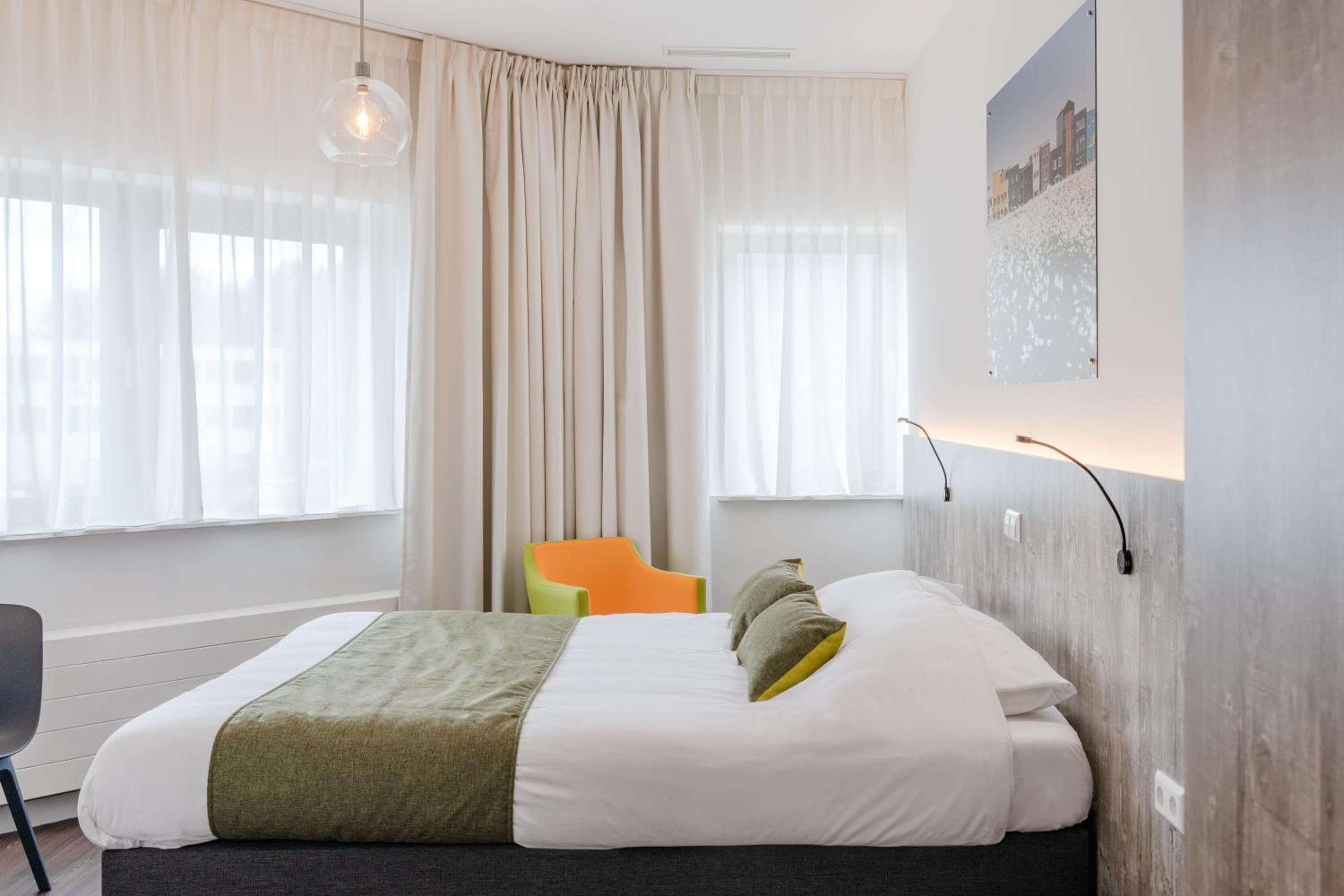 Standard Double Room - Photo 2