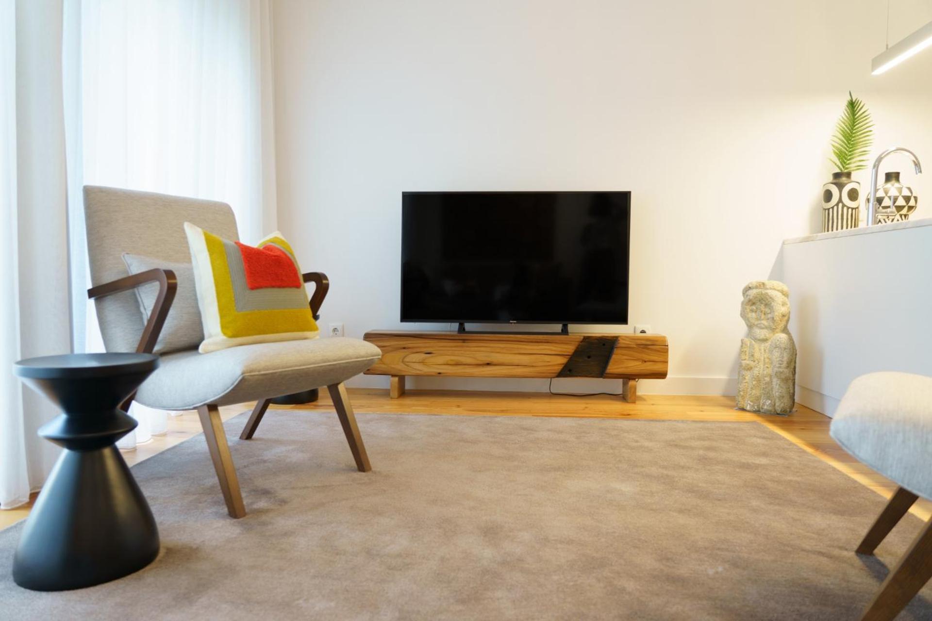 One-Bedroom Apartment - Photo 17