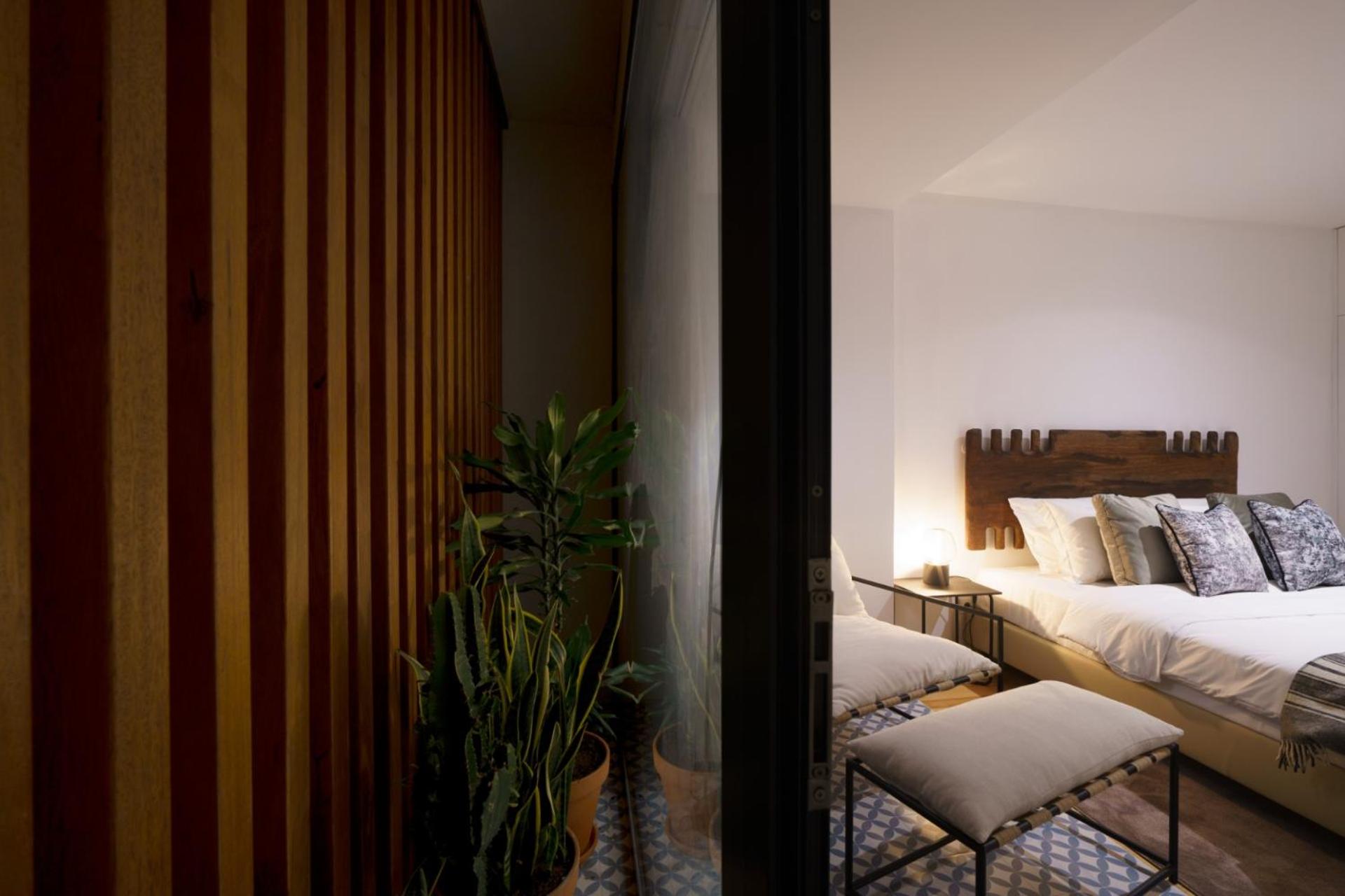 One-Bedroom Apartment - Photo 7