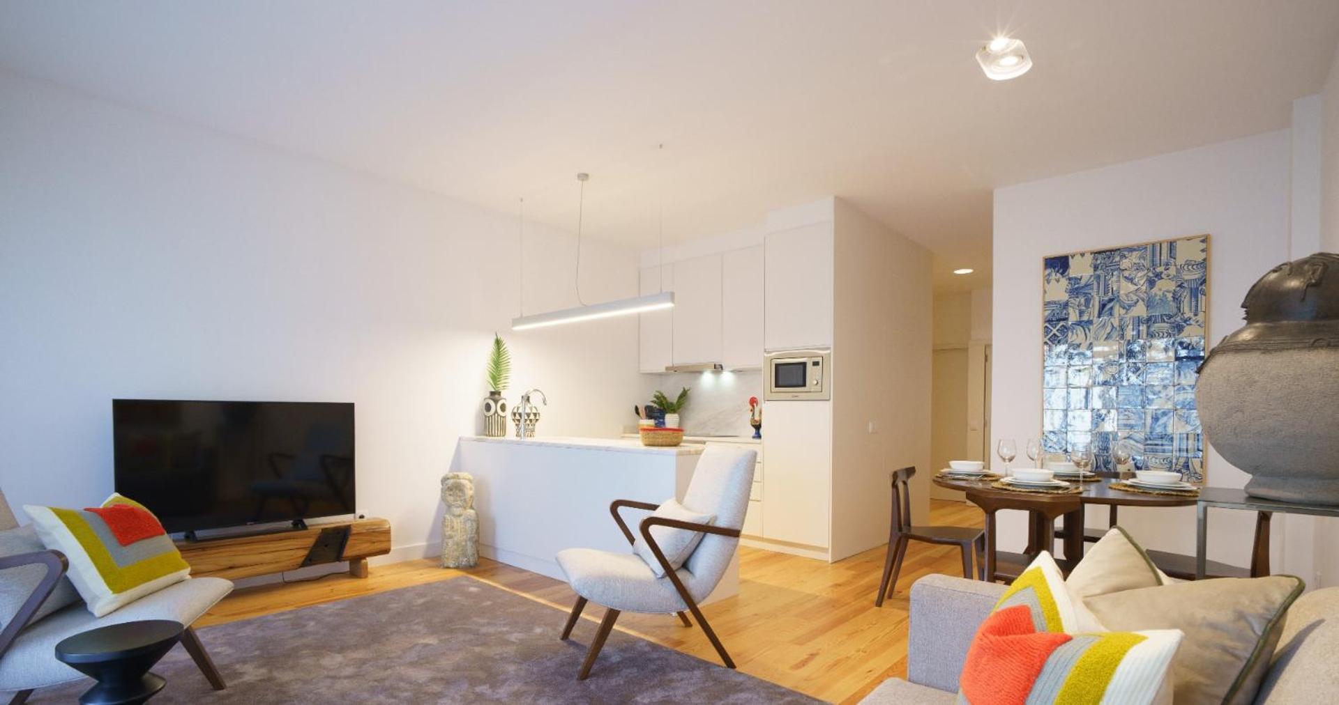 One-Bedroom Apartment - Photo 1