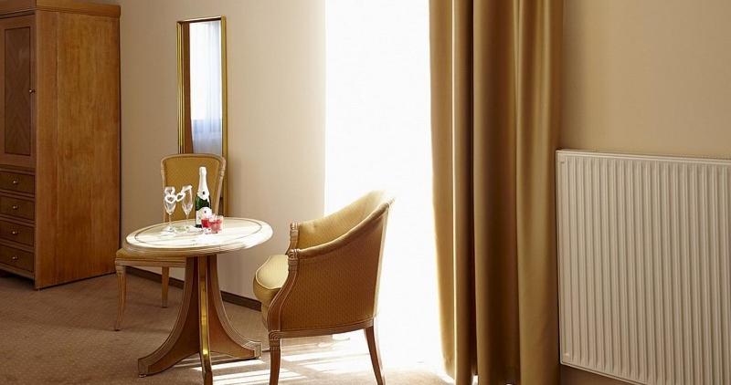 Apartment - Photo 1
