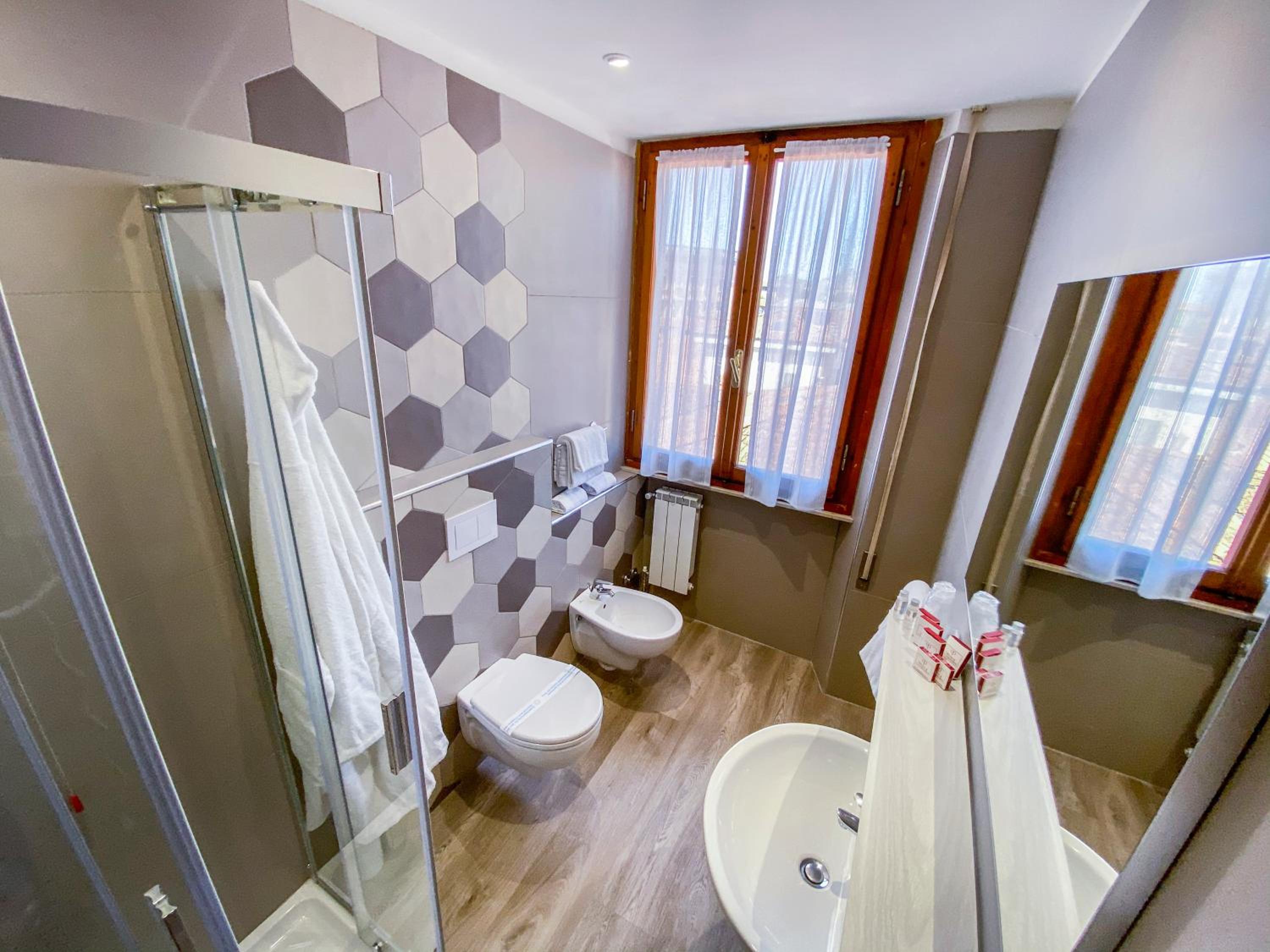 Superior Double Room - Photo 3