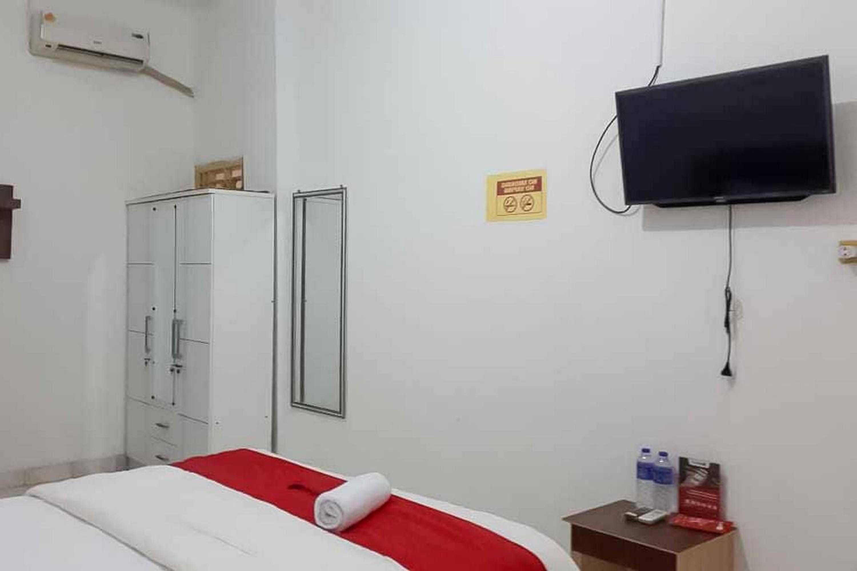 Double Room - Photo 5