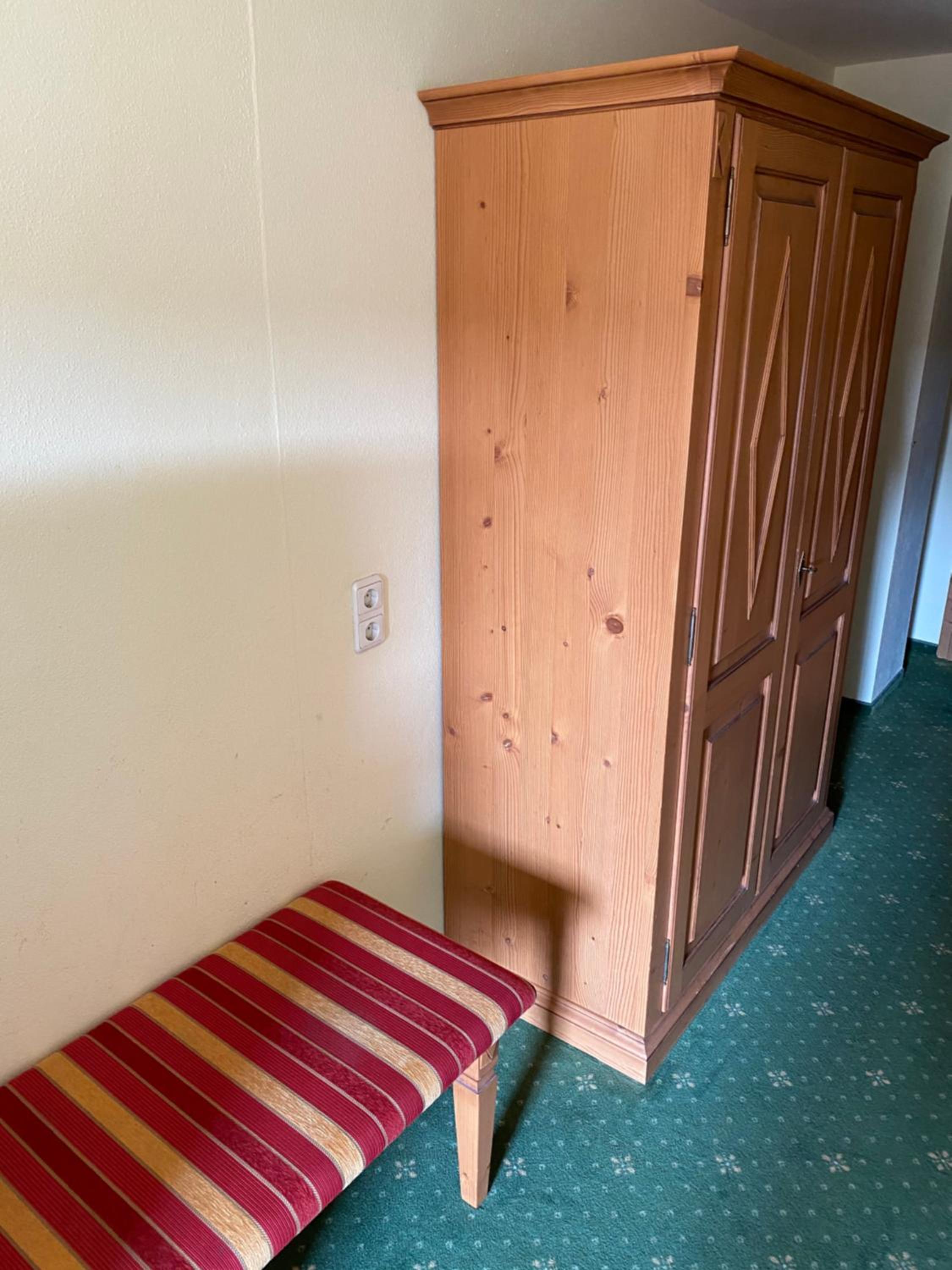 Single Room photo 3