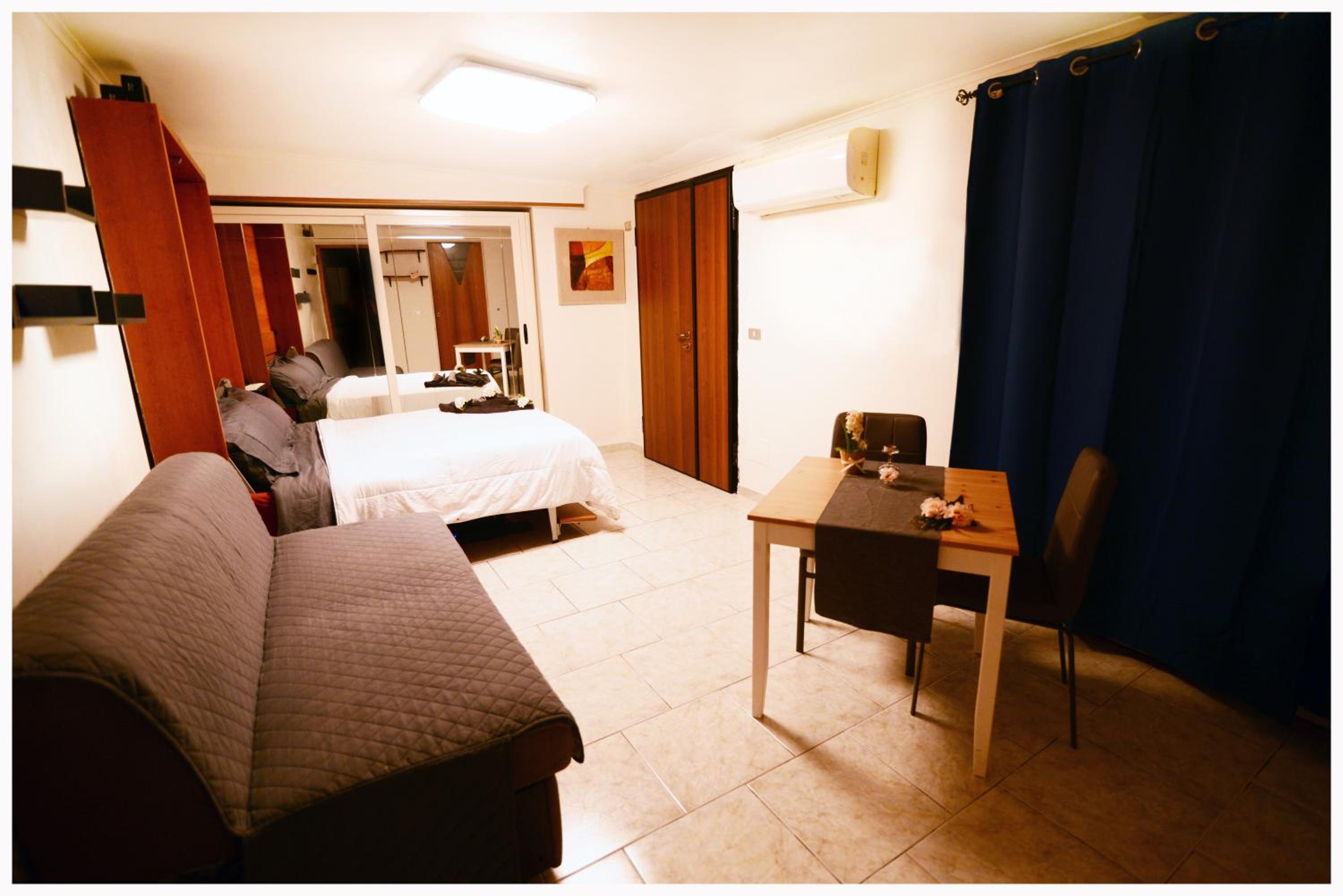 One-Bedroom Villa - Photo 3