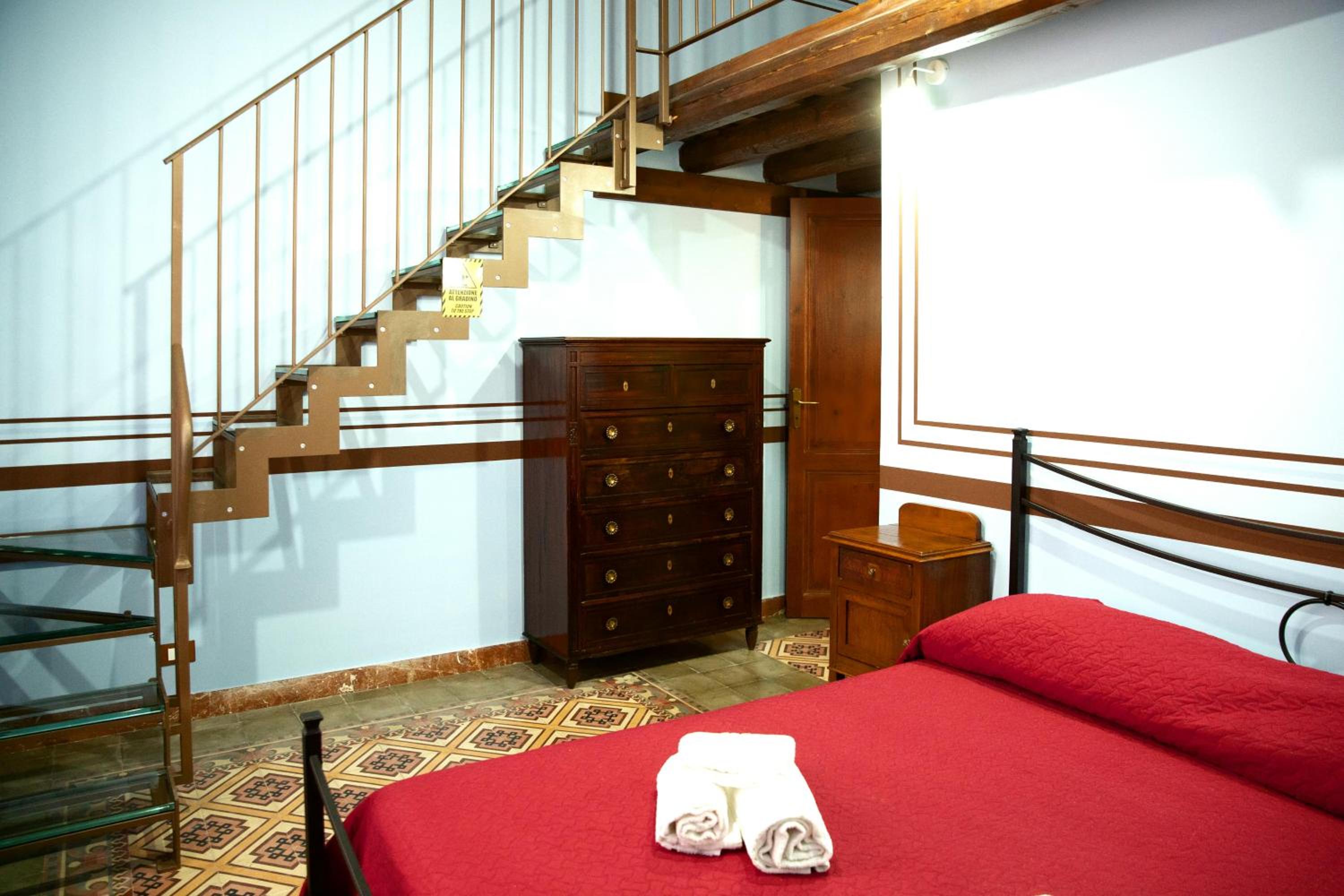 Apartment photo 1