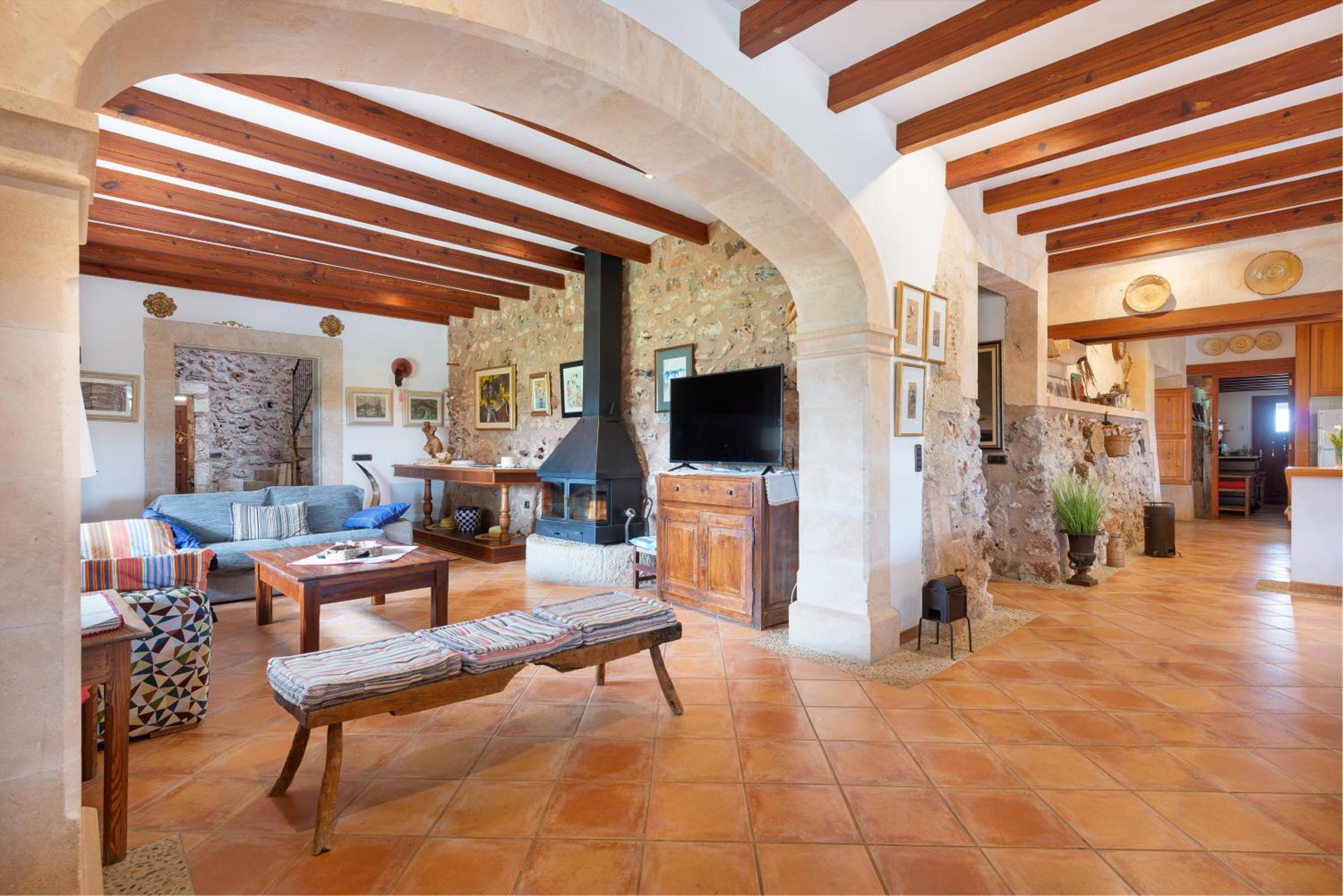 Villa photo 3