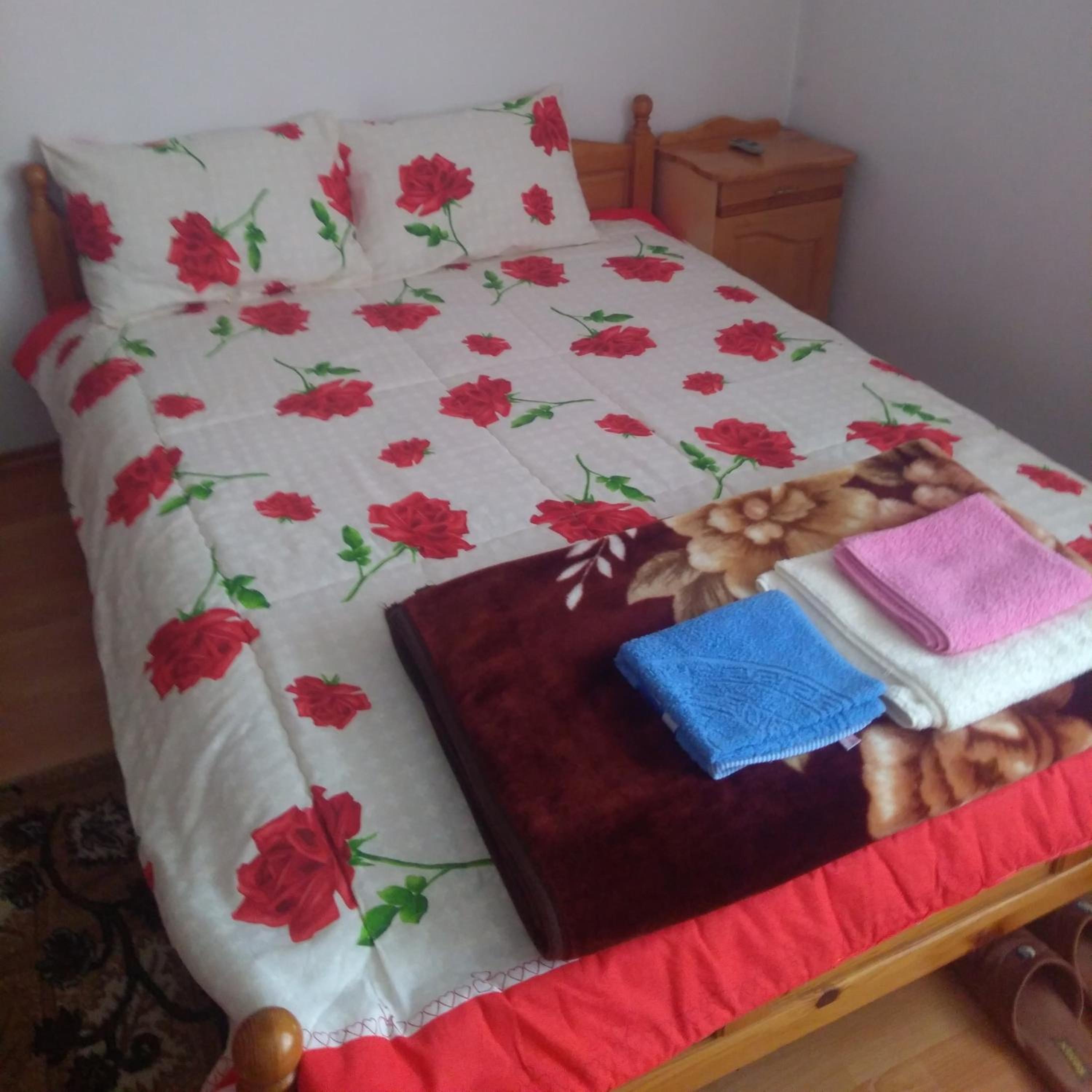 Double Room with Shared Bathroom photo 1