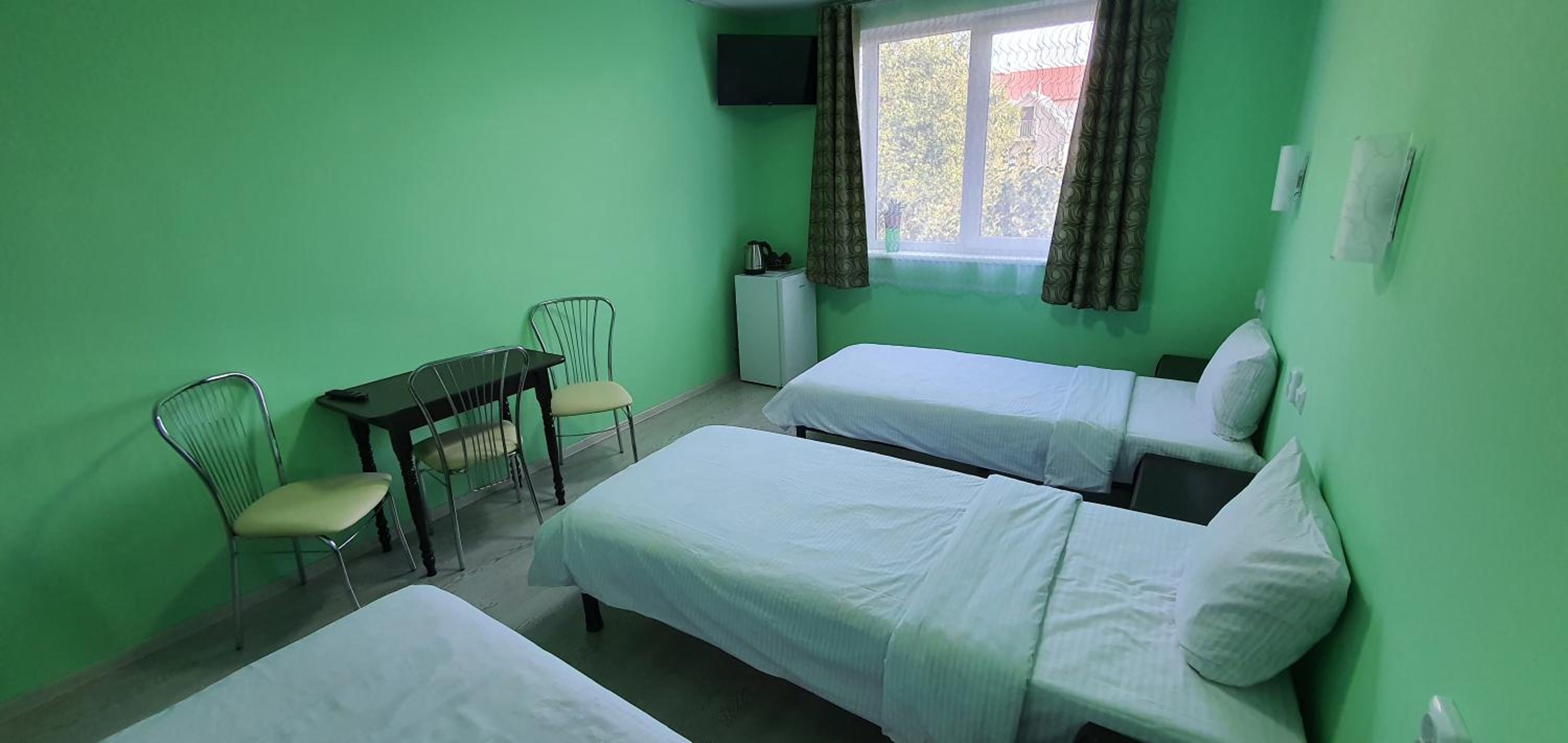 Standard Triple Room photo 2