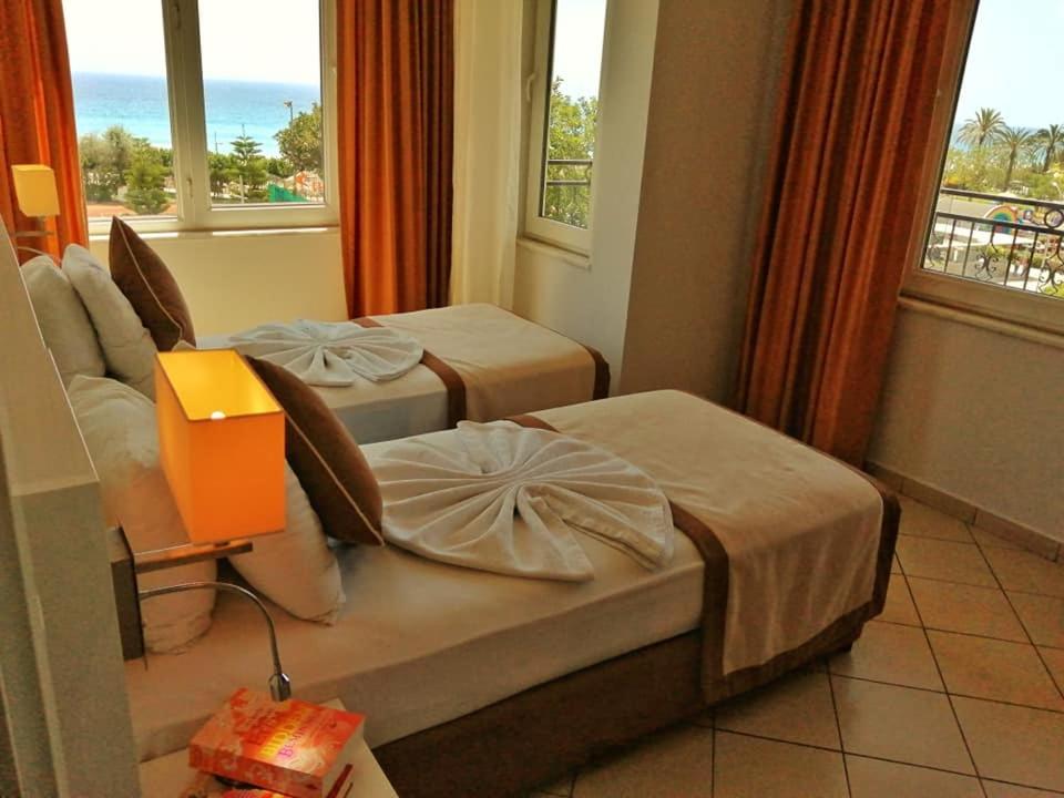 Apartment with Sea View - Photo 5