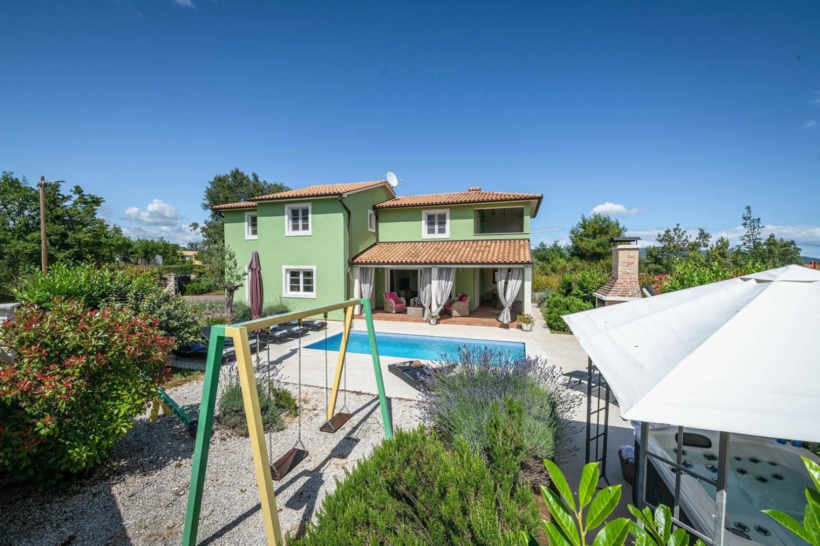 Villa with Private Pool photo 3