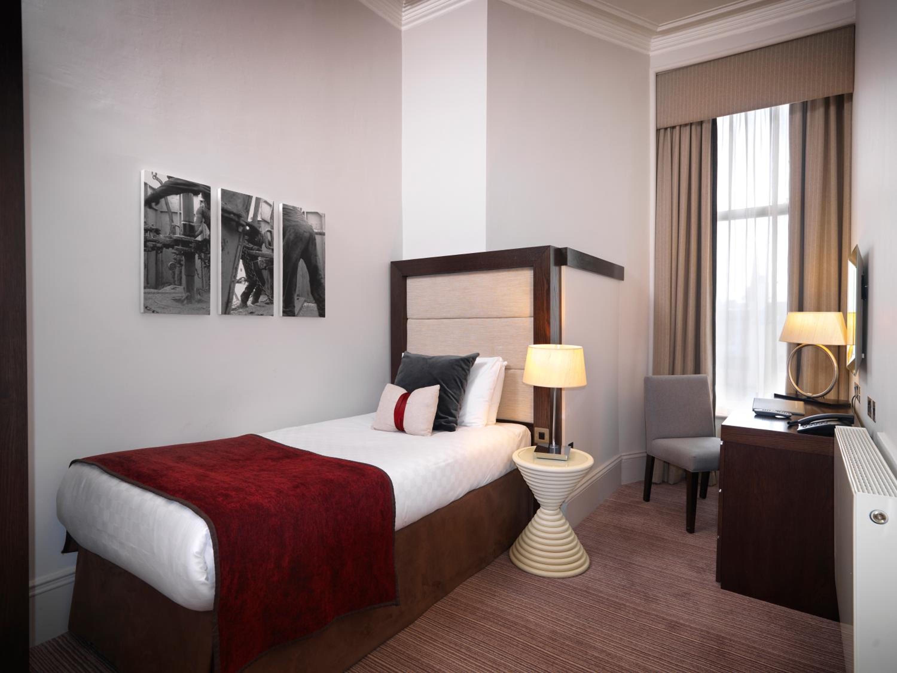 Standard Single Room - Photo 4