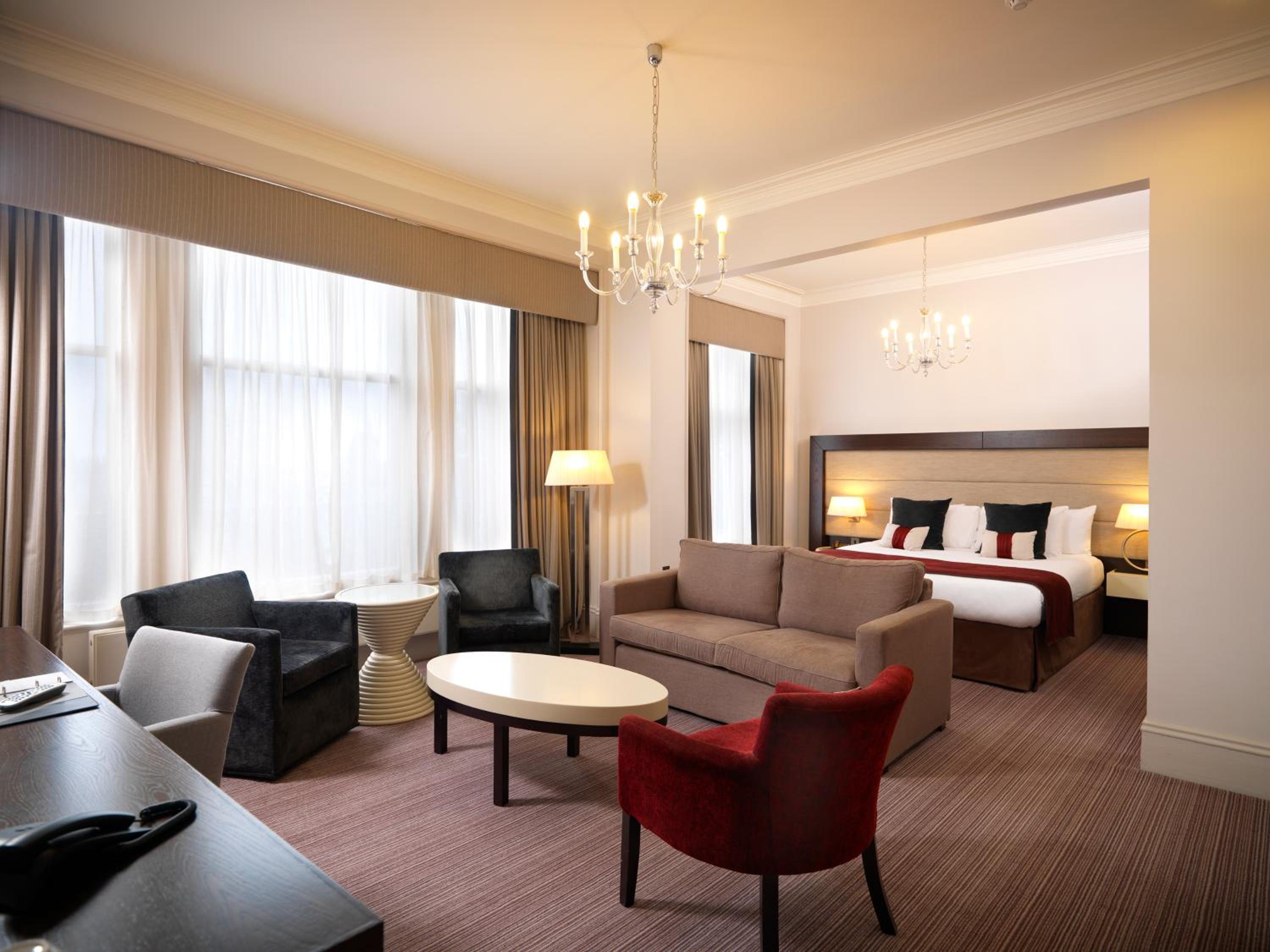 King Suite - Photo 2