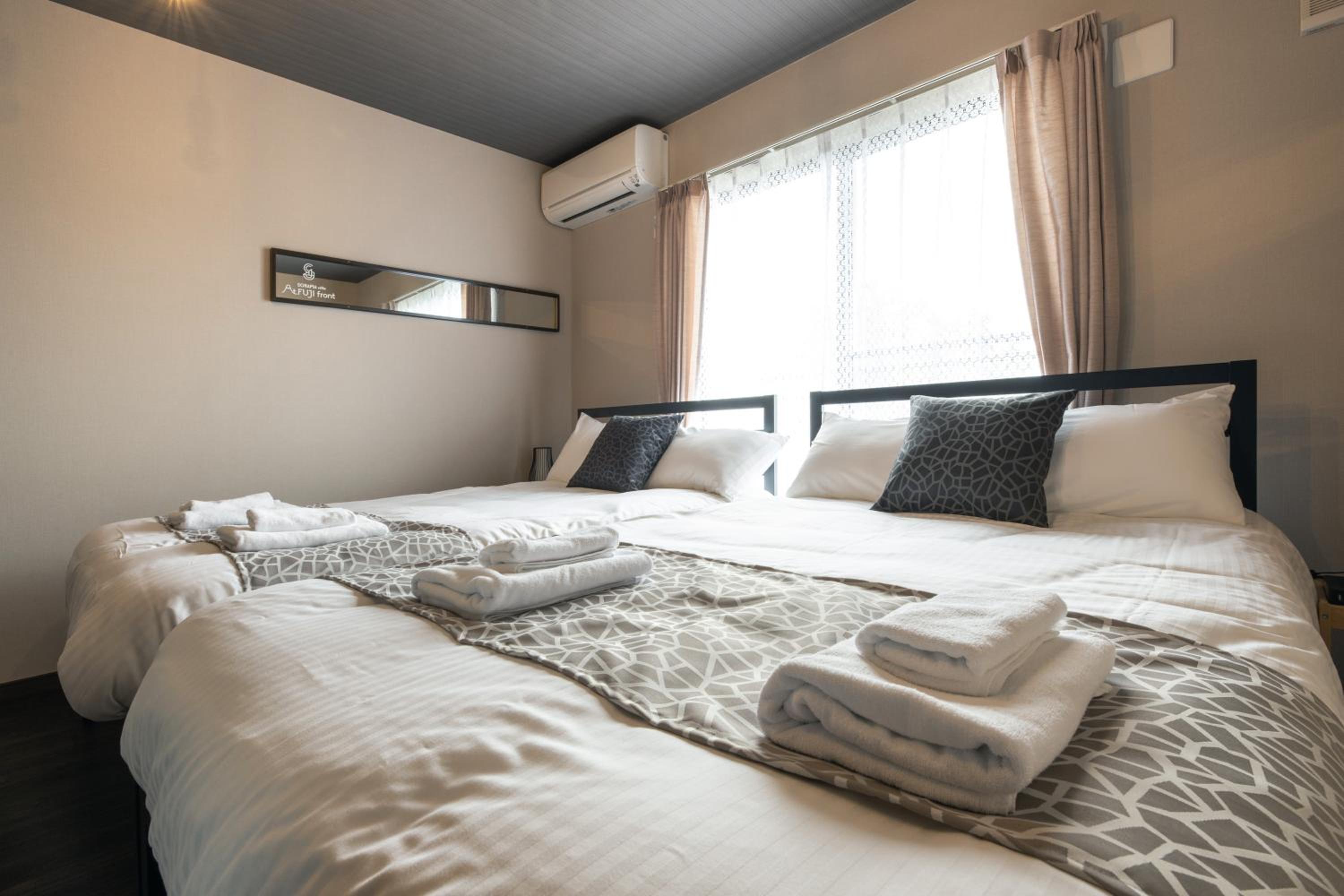 Two-Bedroom Villa - Photo 9