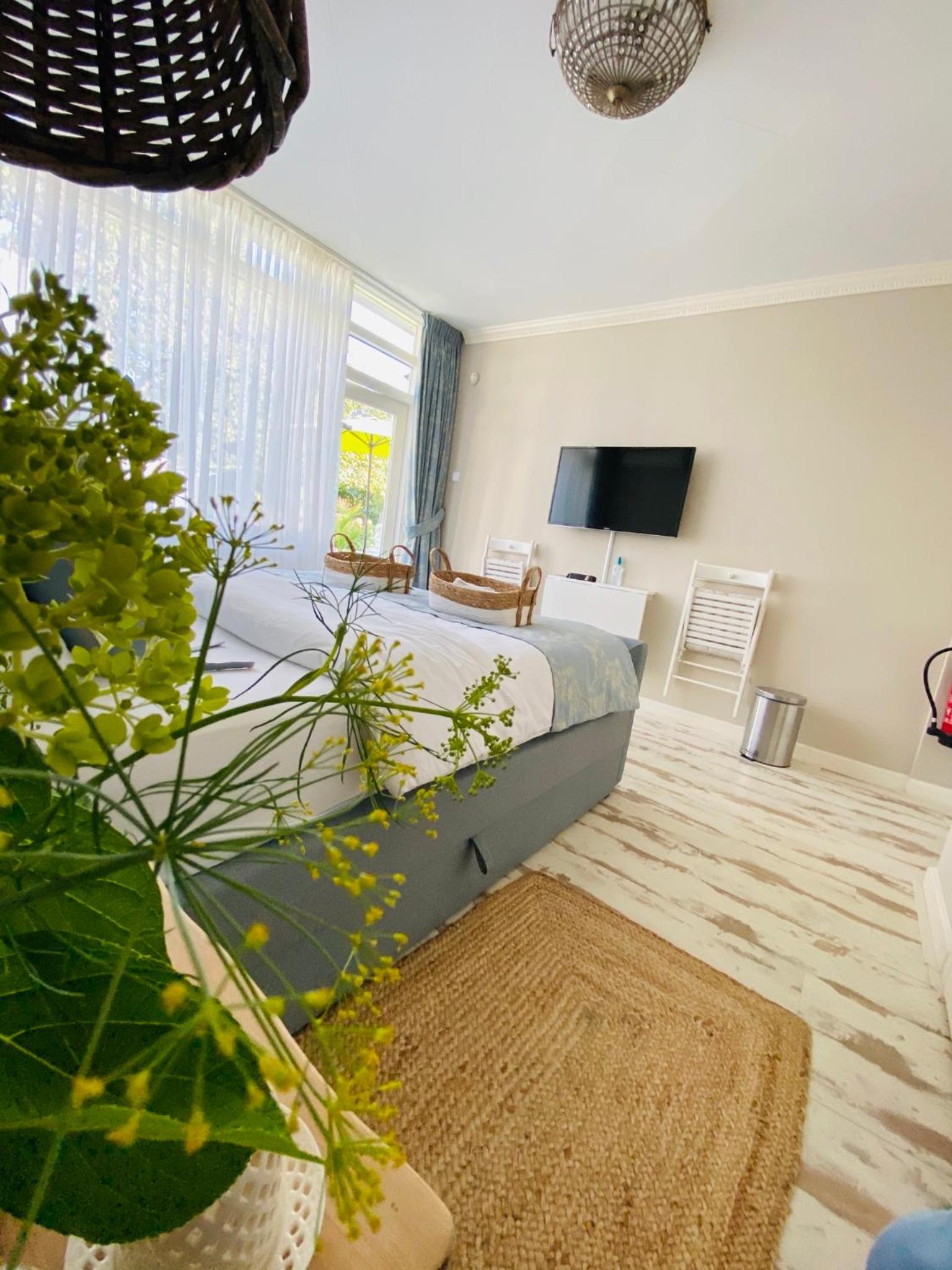 Double Room with Garden View and Terrace - Photo 7