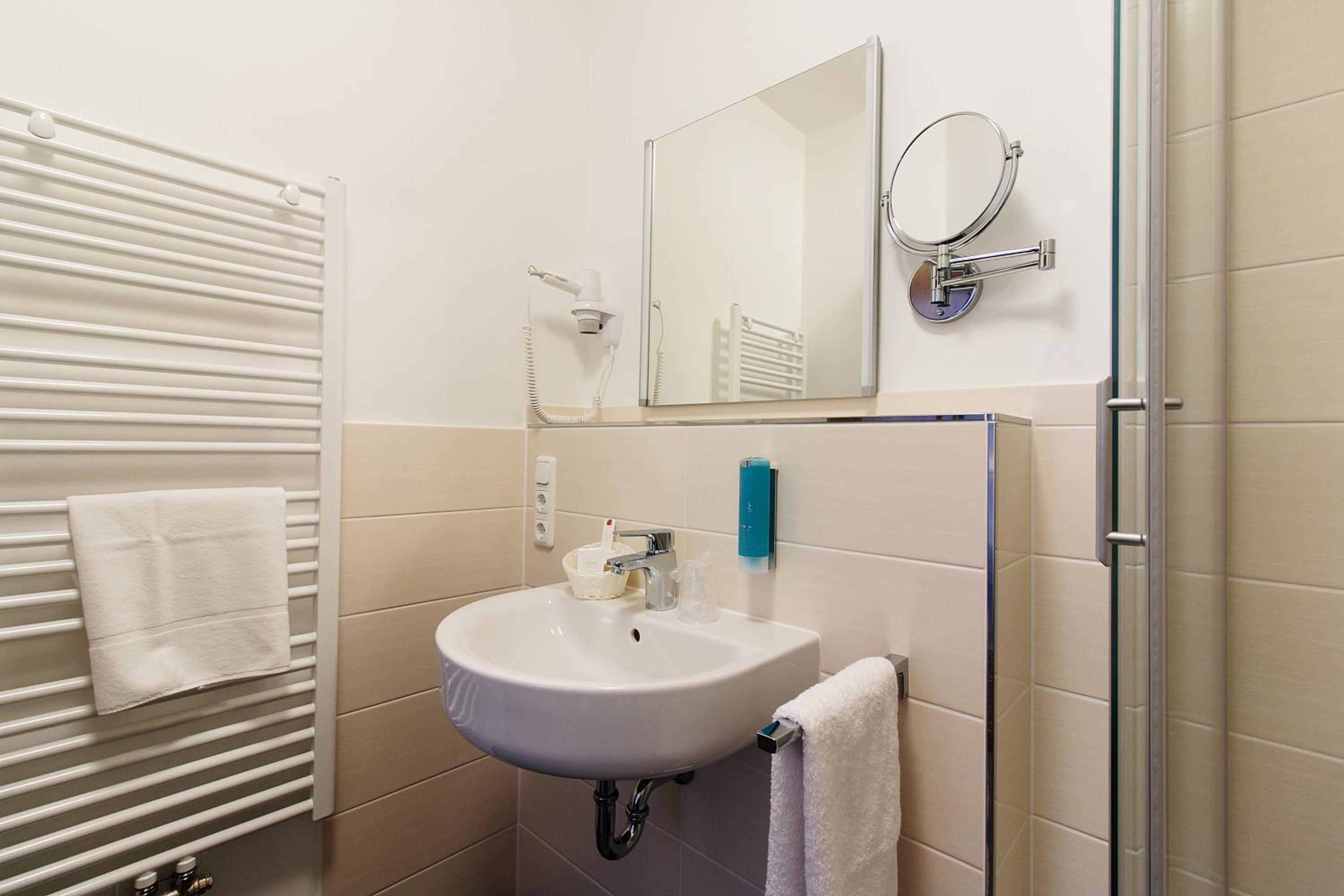Standard Single Room photo 2