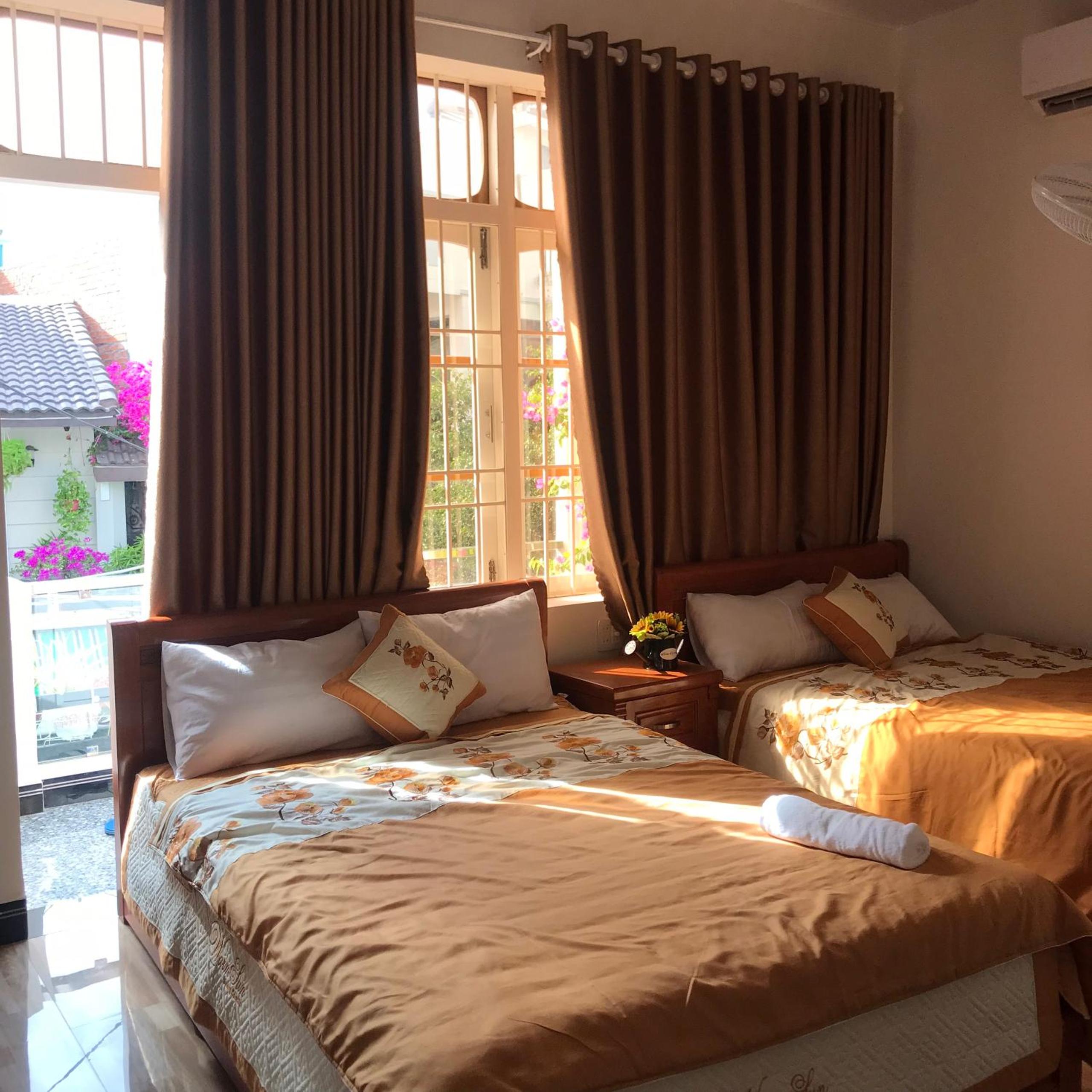 Quadruple Room with Balcony photo 3