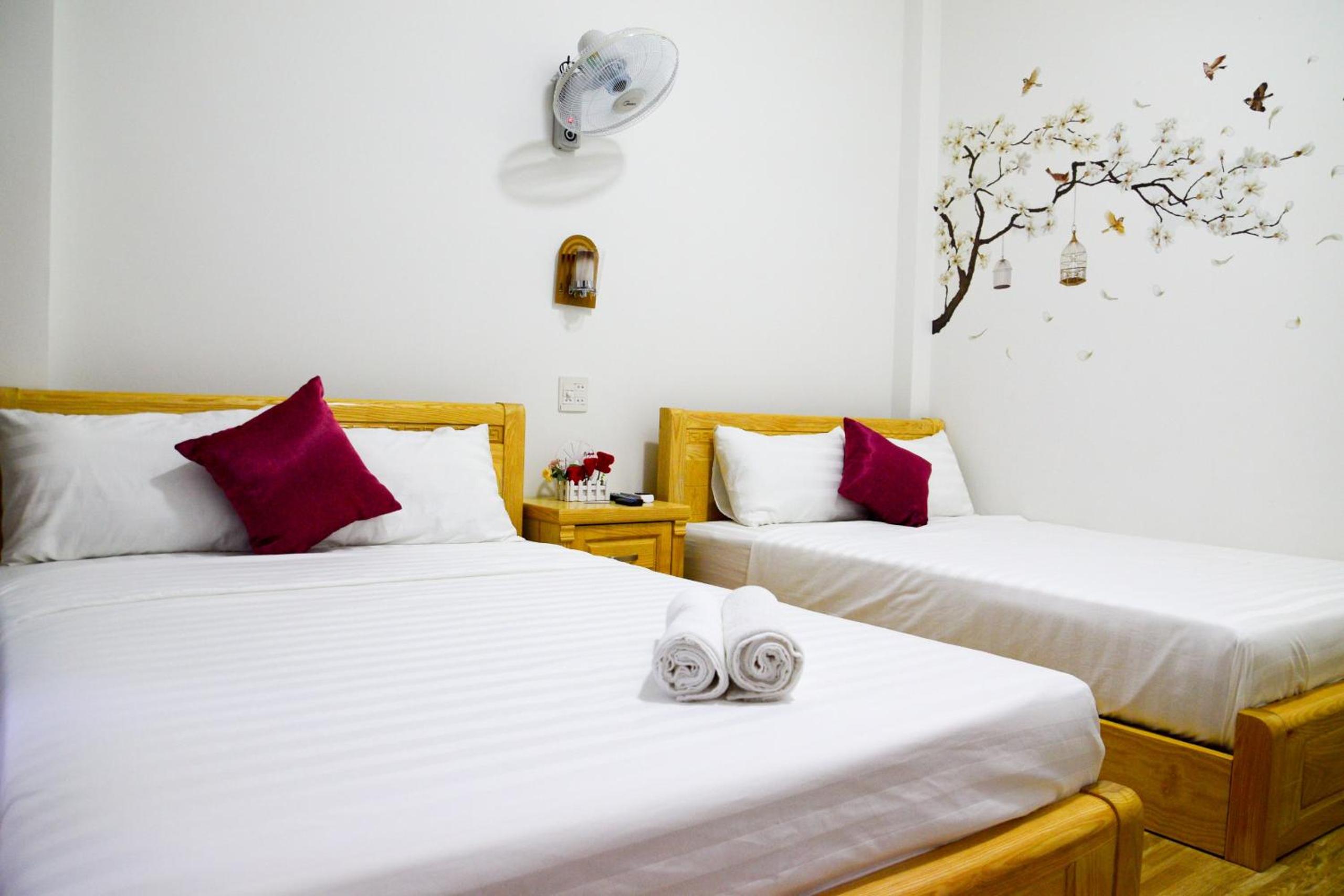 Quadruple Room with Private Bathroom photo 1