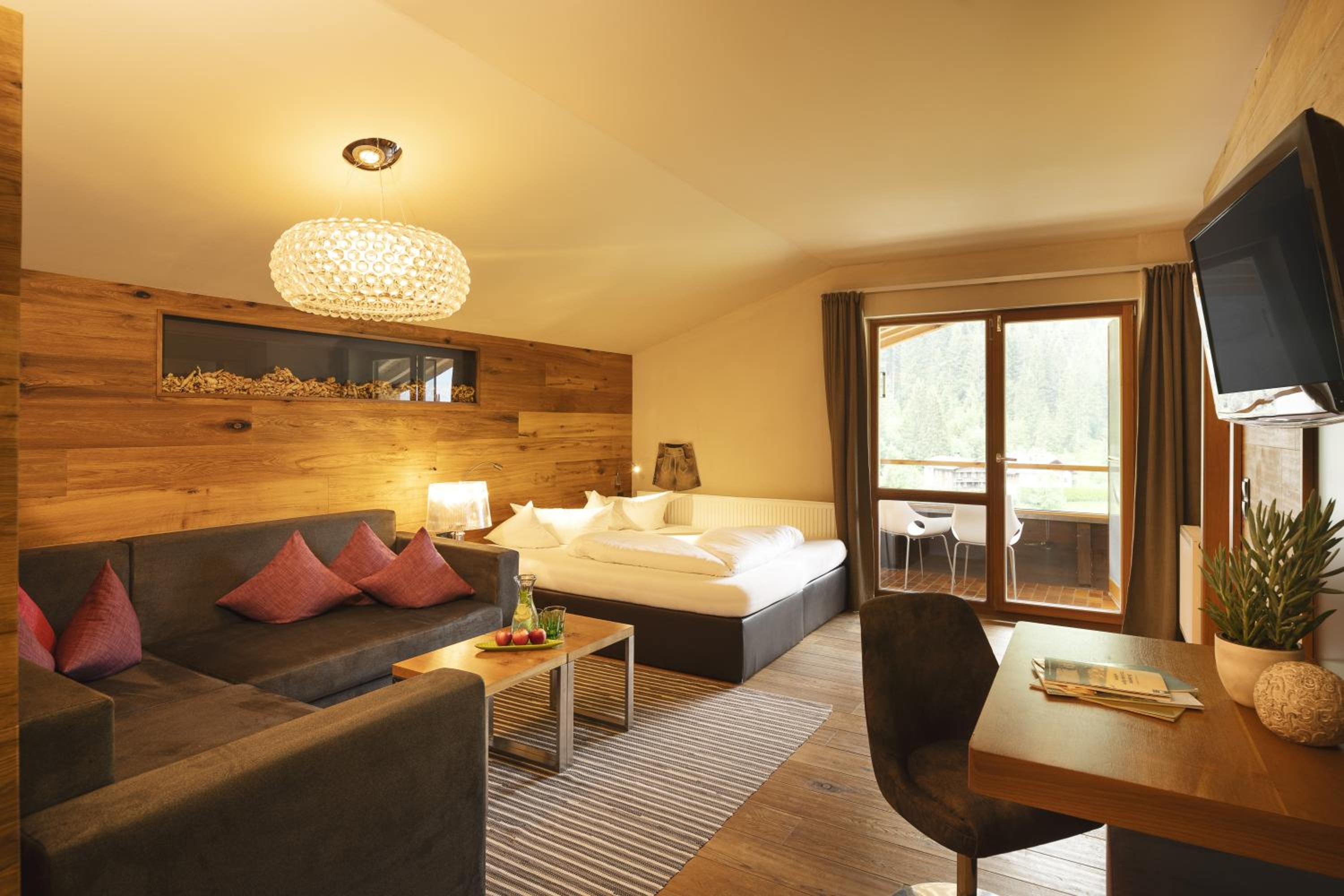 Deluxe Suite photo 1
