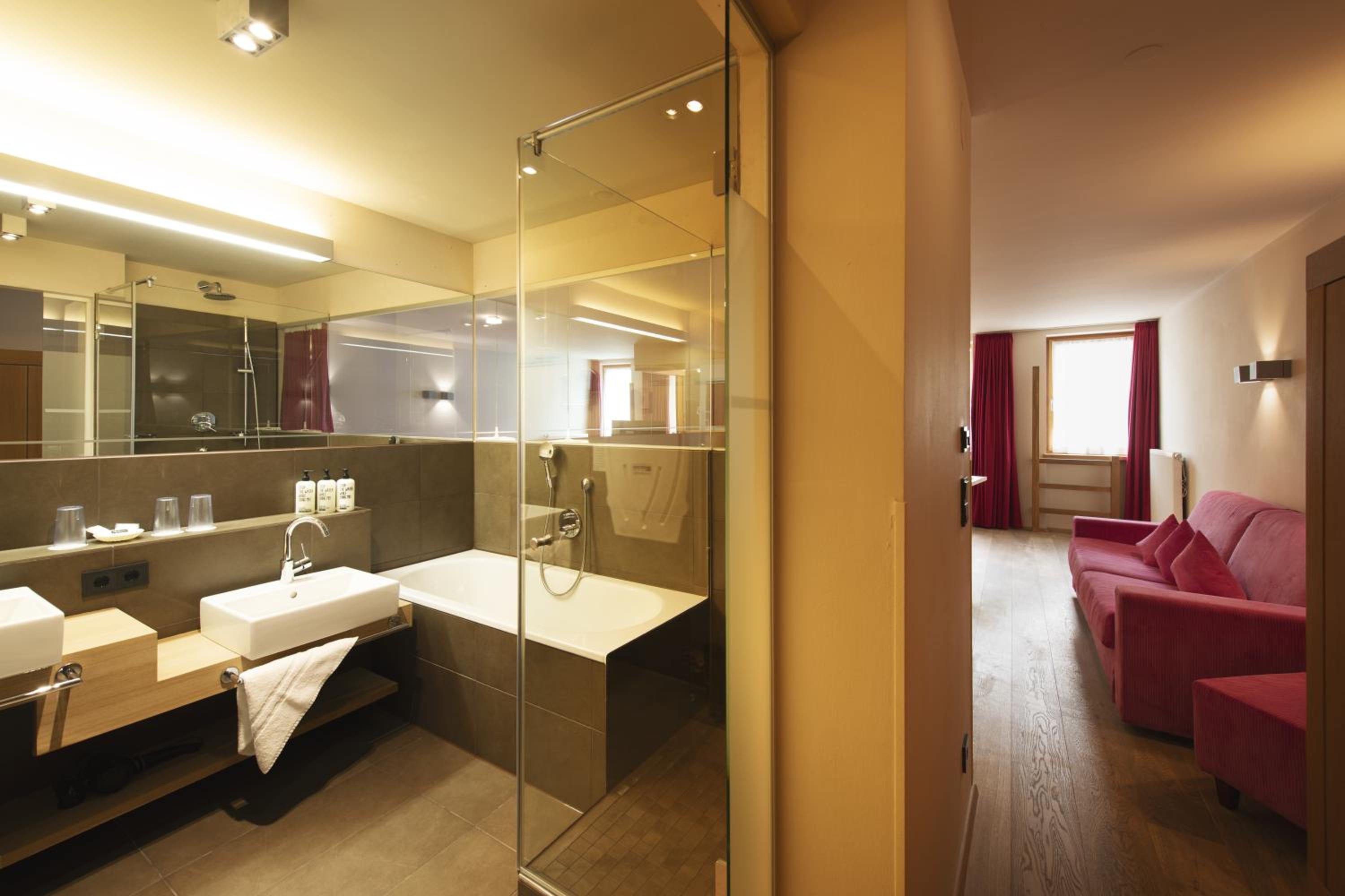 Suite with Terrace photo 2
