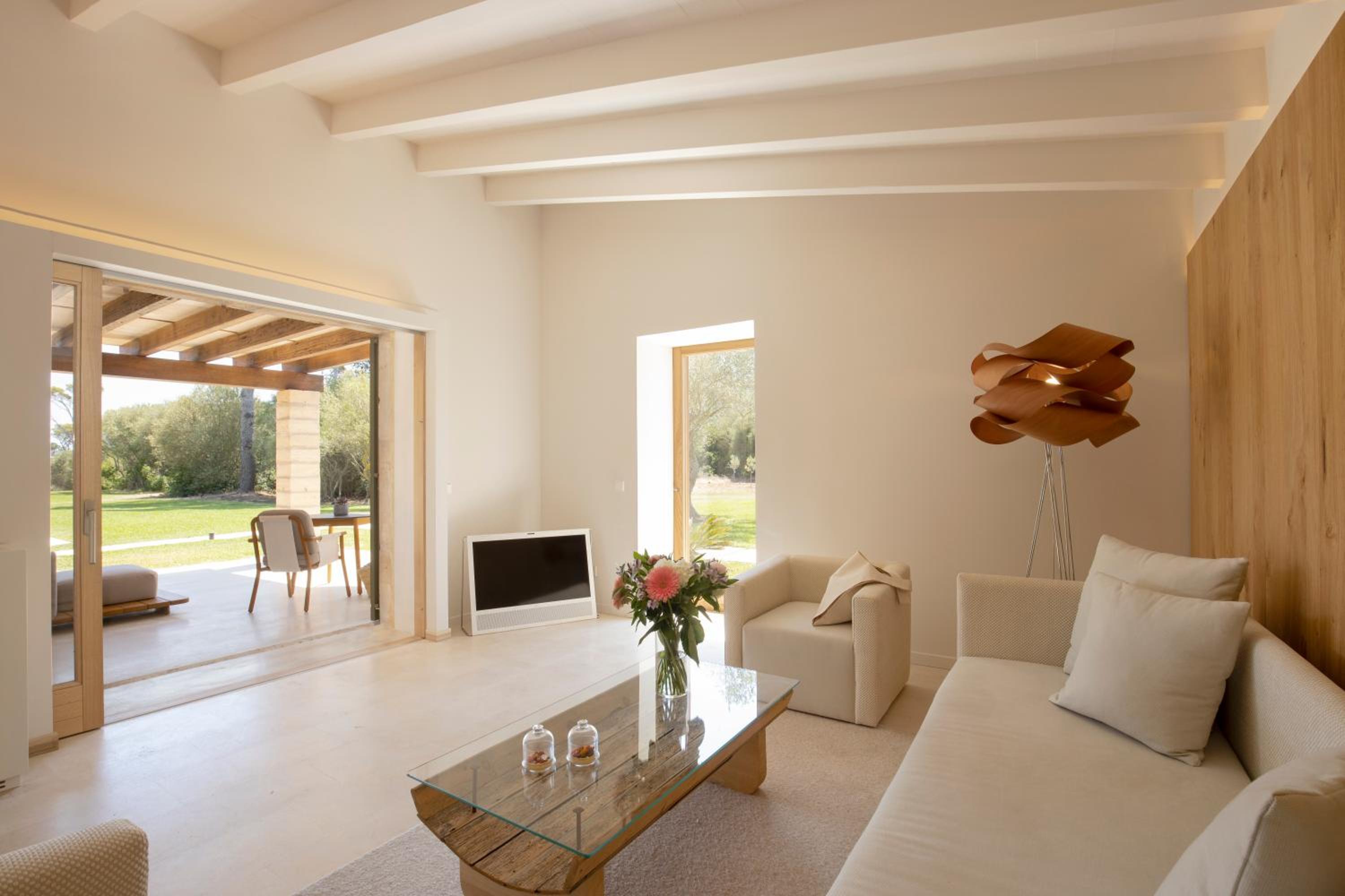 Villa with Private Pool - Photo 10