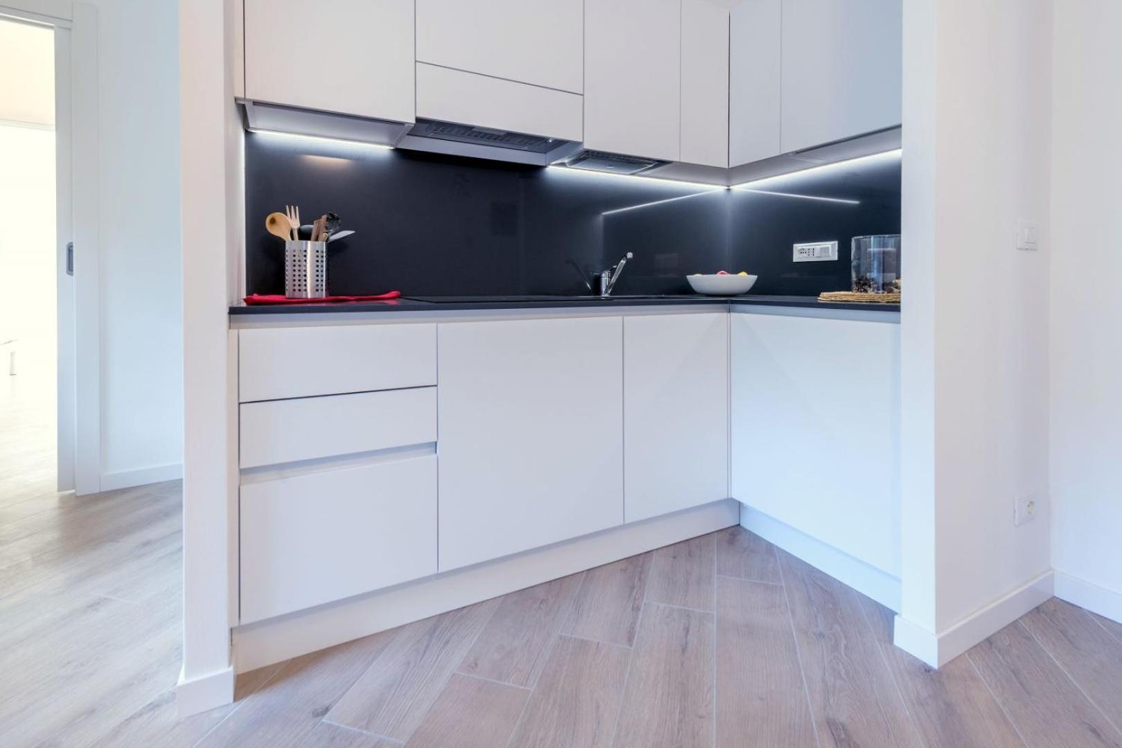 One-Bedroom Apartment - Photo 22