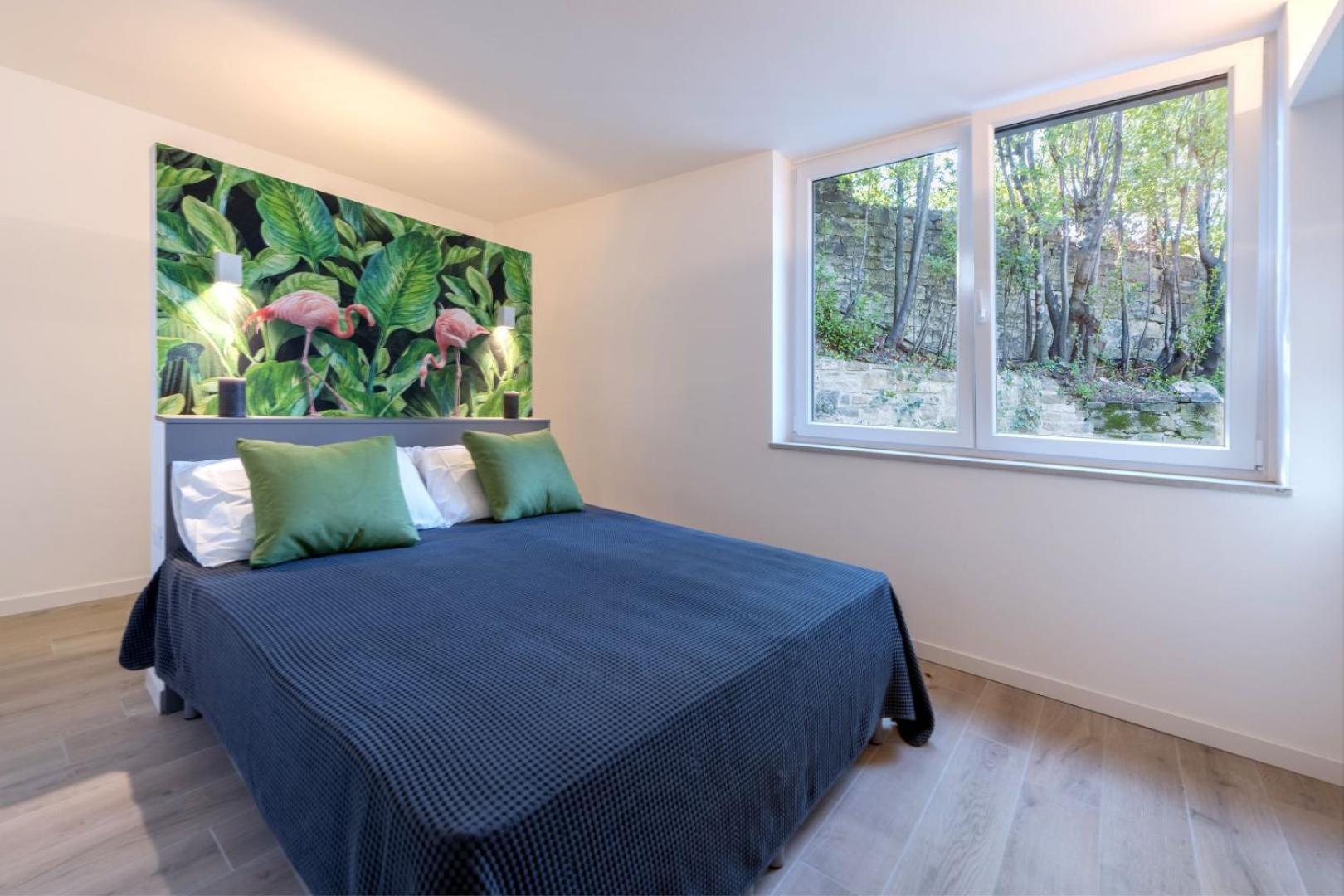 One-Bedroom Apartment - Photo 24